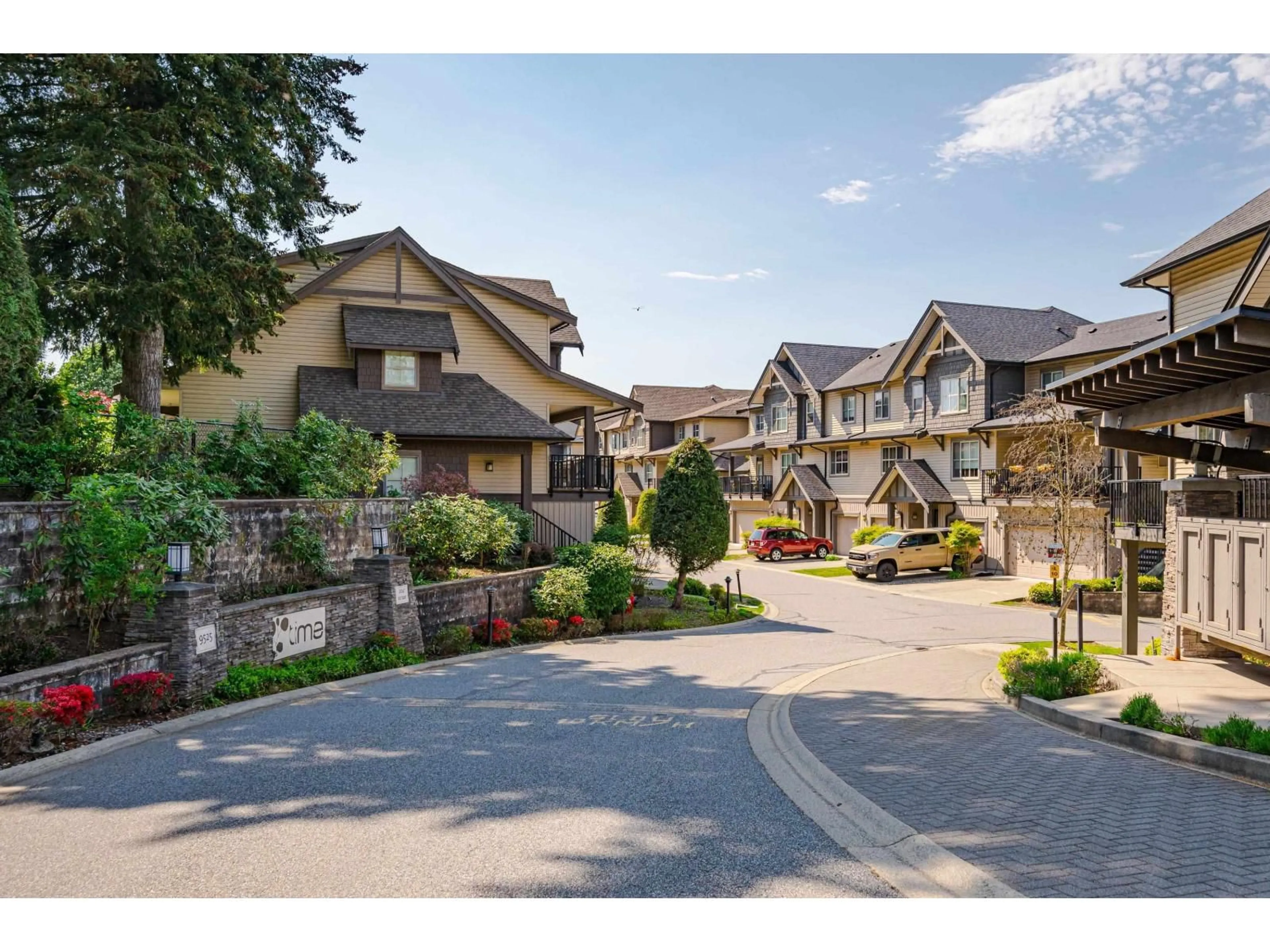 Unknown for 40 - 9525 204 STREET, Langley British Columbia V1M0B9