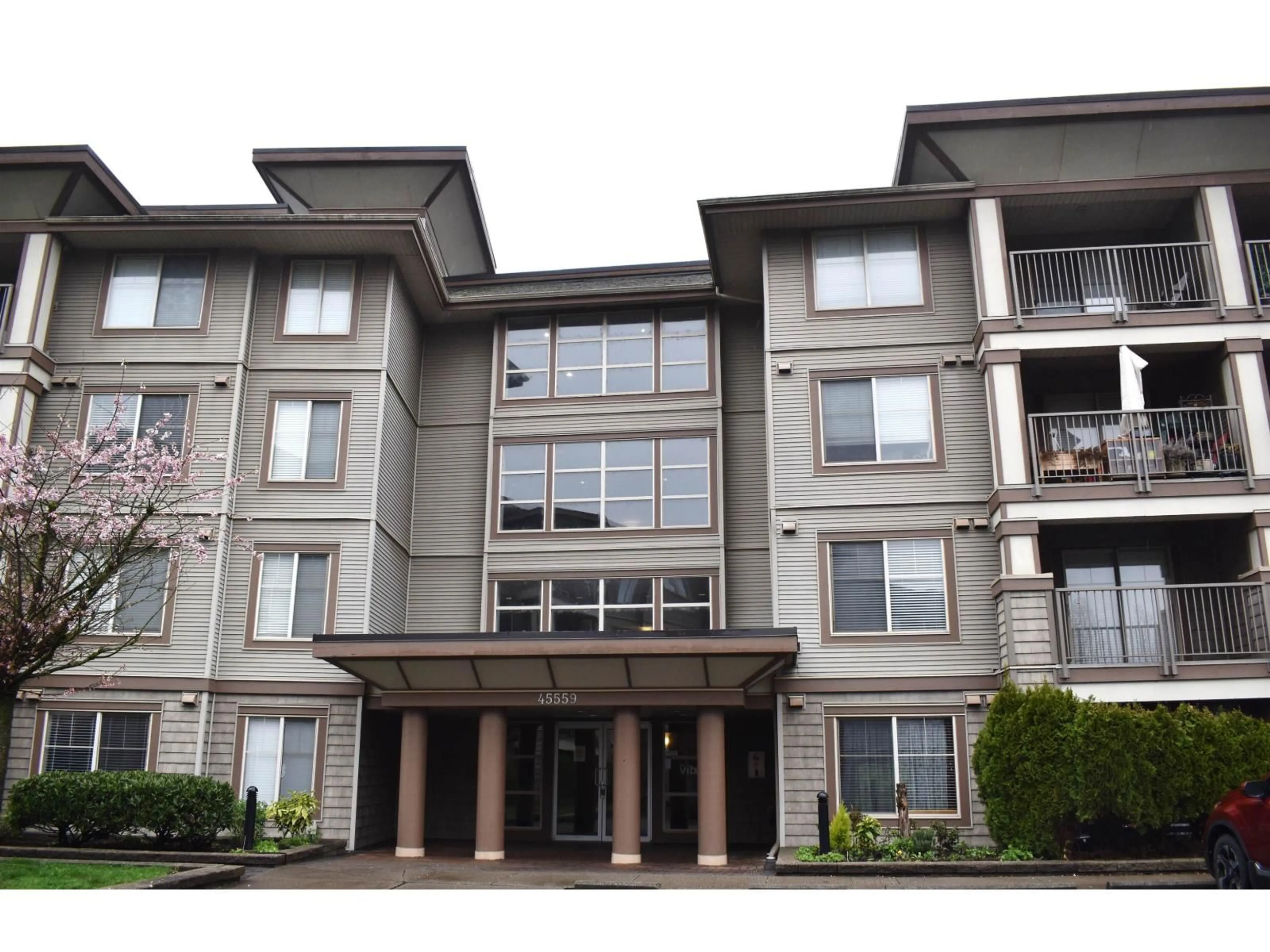 Unknown for 402 - 45559 YALE ROAD, Chilliwack British Columbia V2P0B1