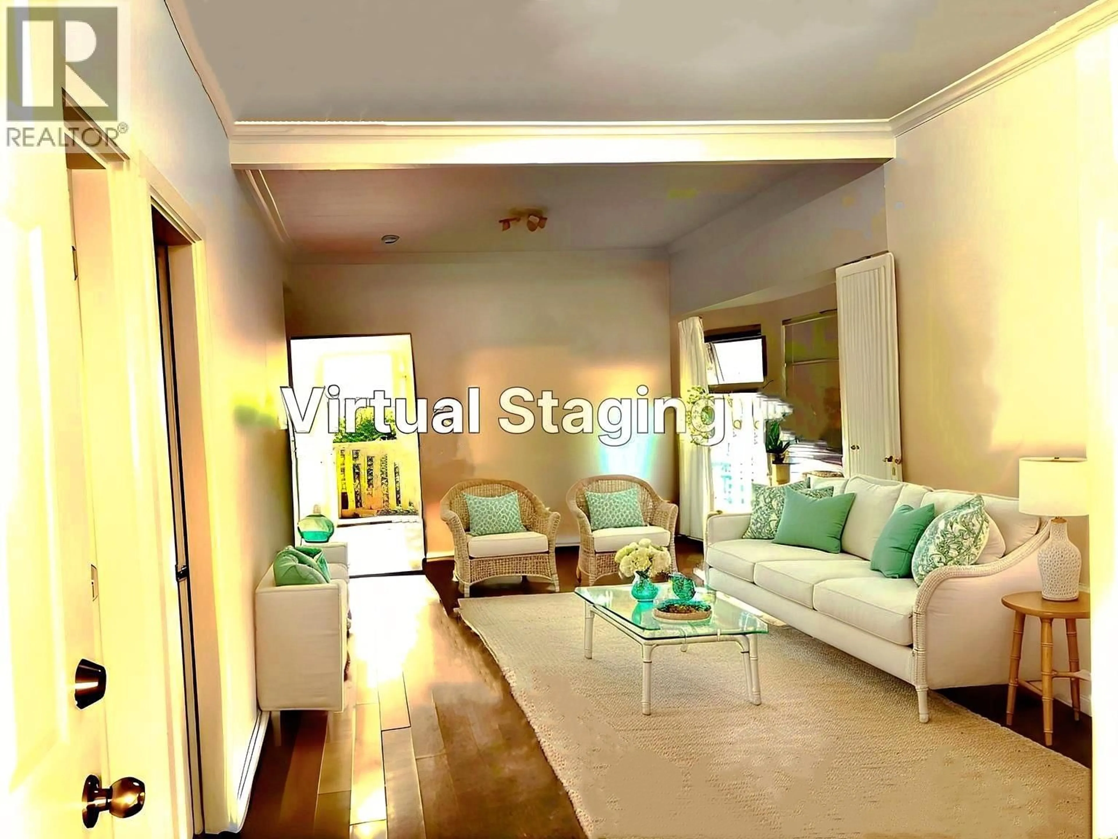 Living room with furniture, wood/laminate floor for 4313 MILLER STREET, Vancouver British Columbia V5N4A1