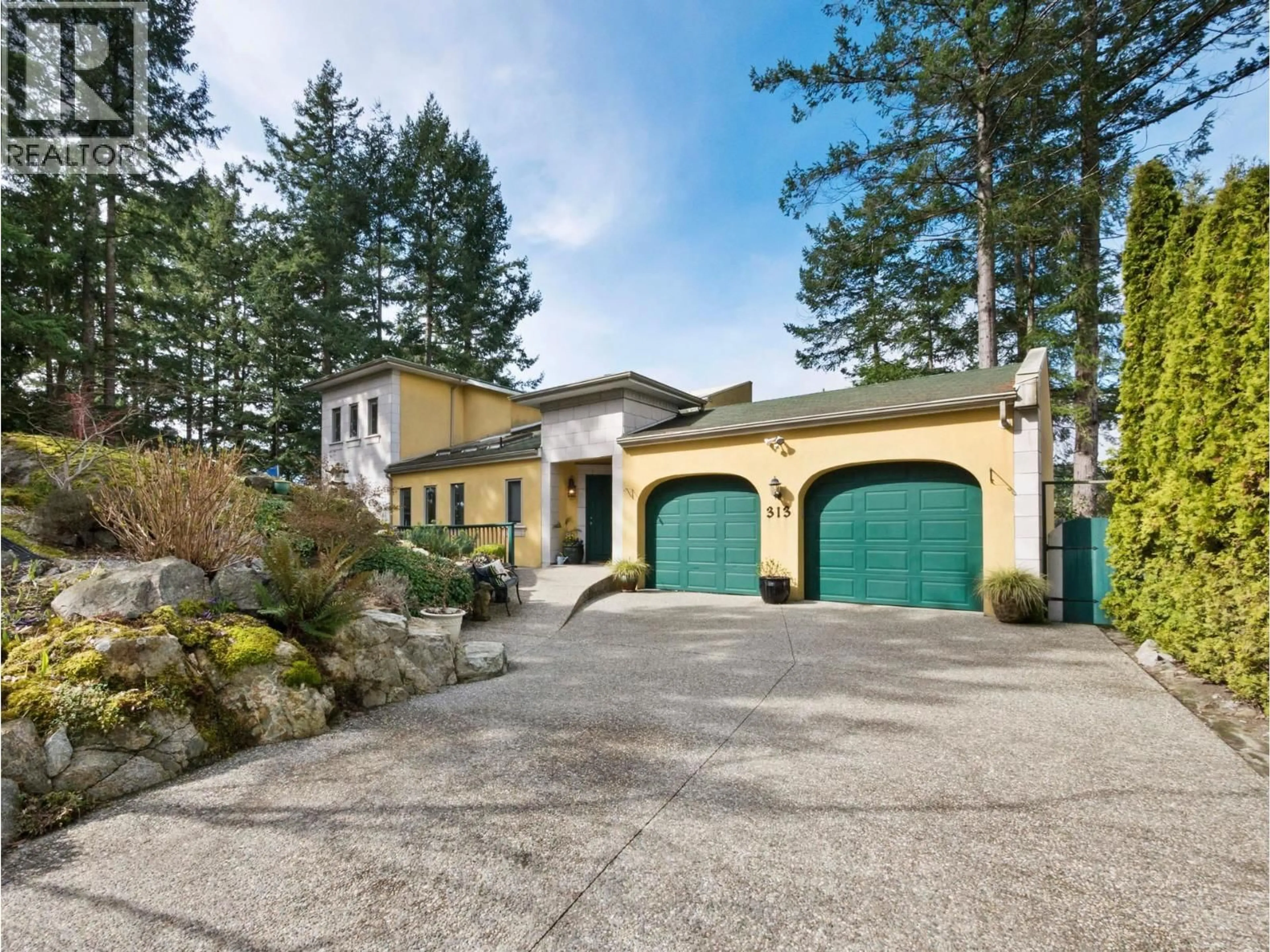 Unknown for 313 SKYLINE DRIVE, Gibsons British Columbia V0N1V8