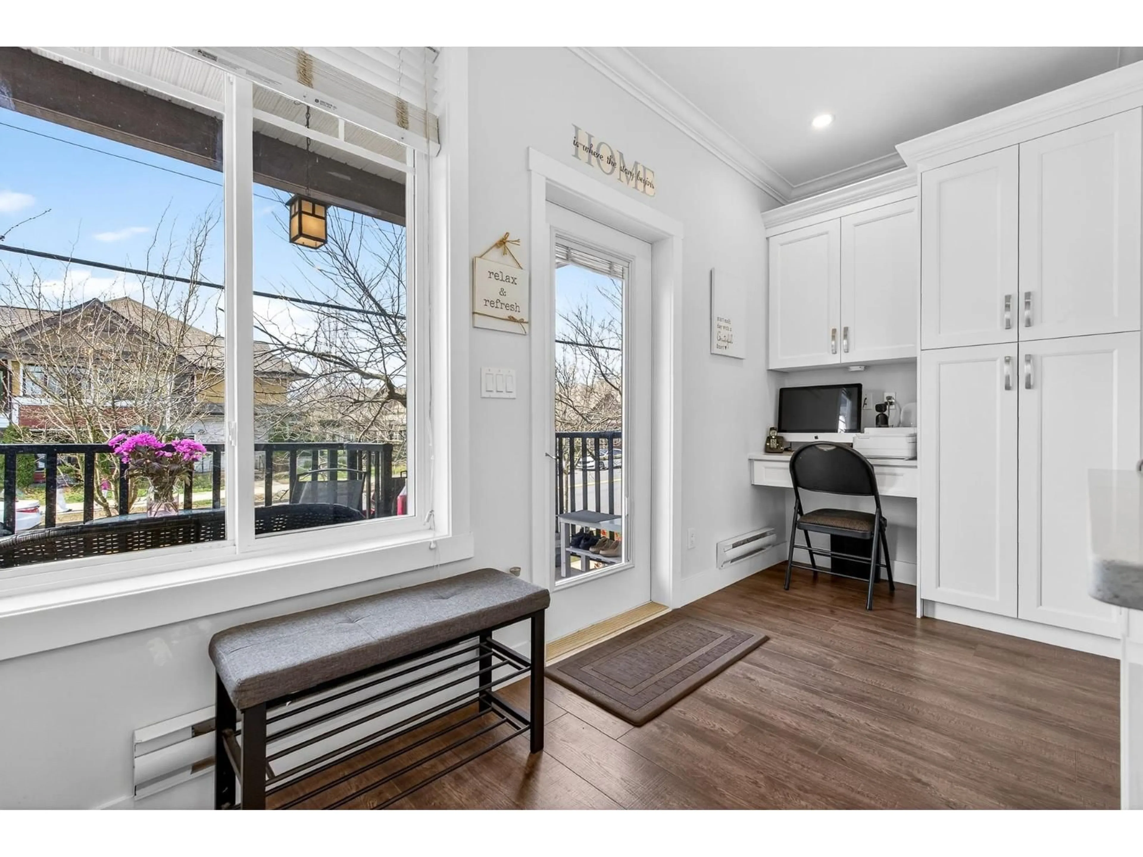 Indoor entryway for 9 - 18818 71 AVENUE, Surrey British Columbia V4N6N9