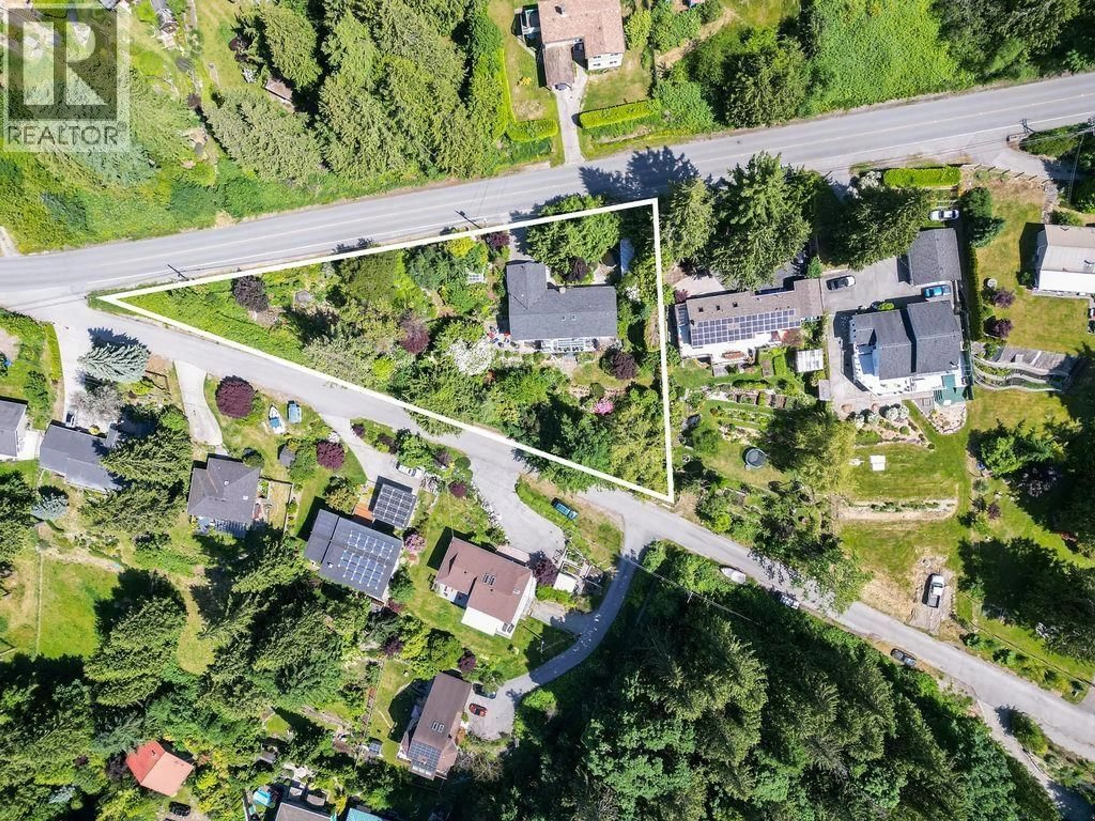 A pic from outside/outdoor area/front of a property/back of a property/a pic from drone, street for 1419 CHASTER ROAD, Gibsons British Columbia V0N1V5