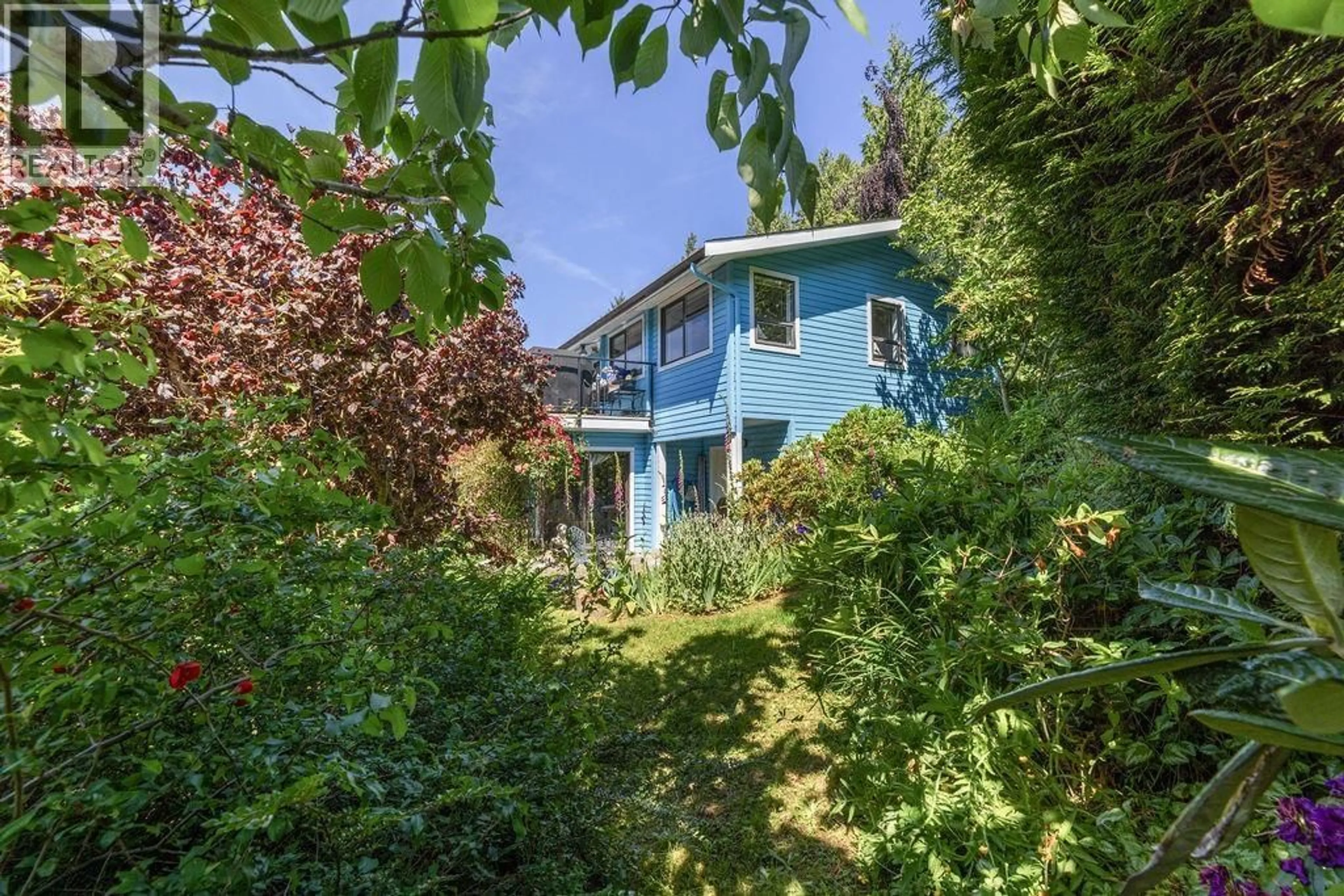 A pic from outside/outdoor area/front of a property/back of a property/a pic from drone, unknown for 1419 CHASTER ROAD, Gibsons British Columbia V0N1V5