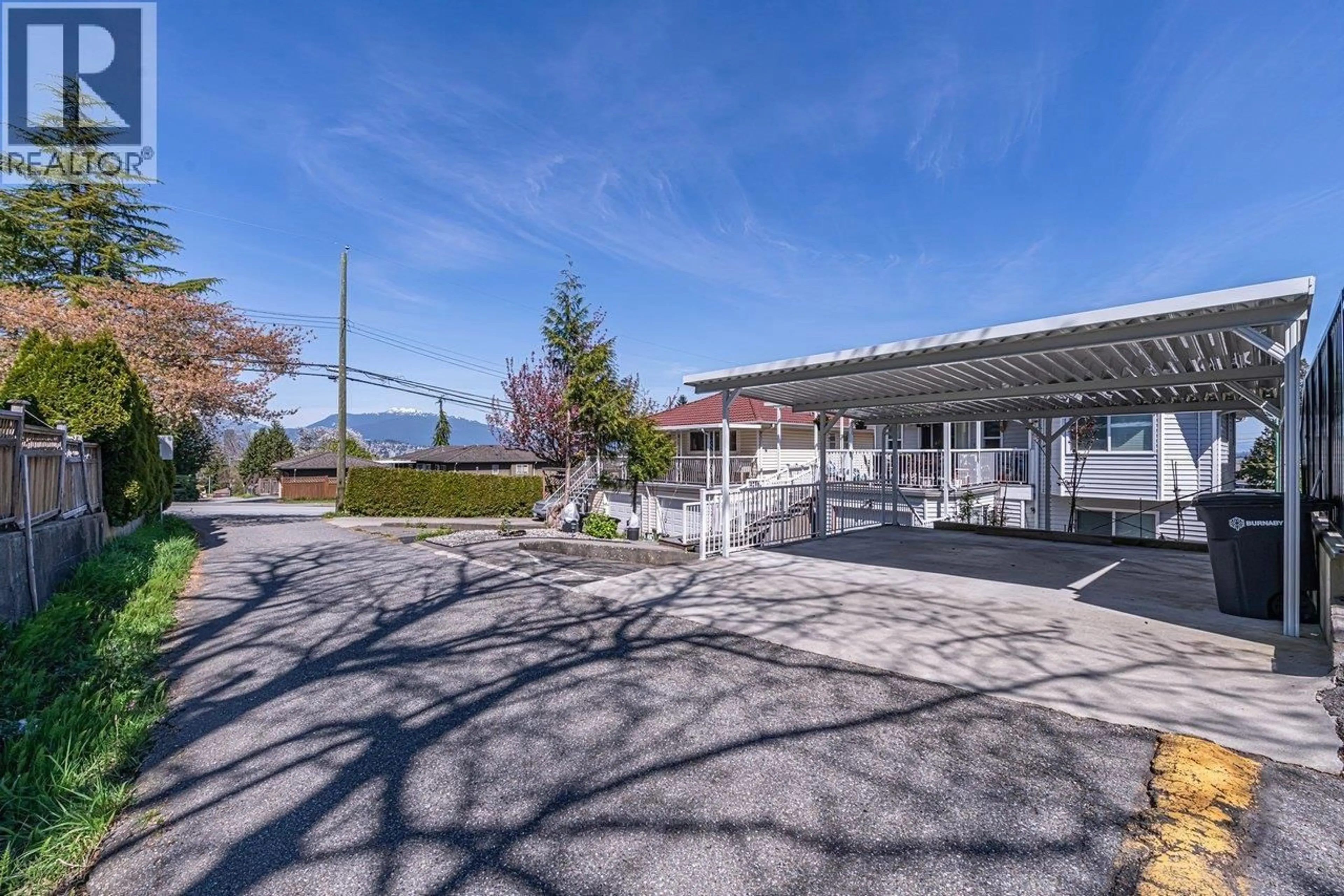 Patio, mountain view for 5433 ELSOM AVENUE, Burnaby British Columbia V5H2Z7