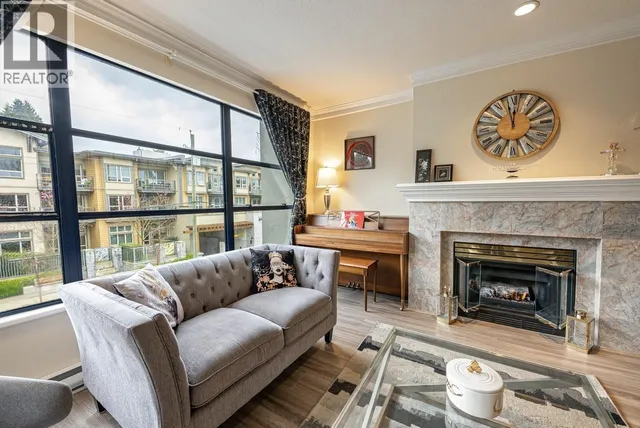 206 - 3151 WOODBINE DRIVE, North Vancouver 5