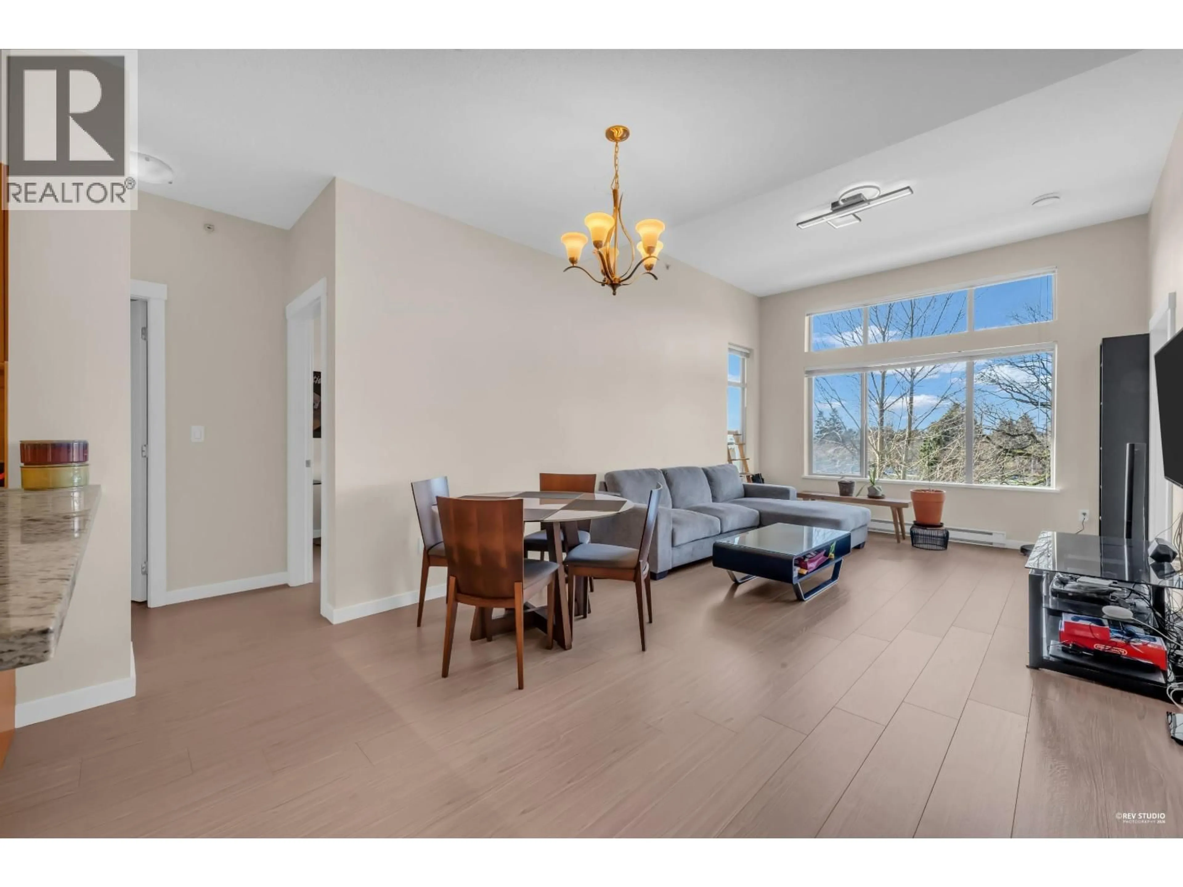 Living room with furniture, unknown for 407 - 9199 TOMICKI AVENUE, Richmond British Columbia V6X0C4