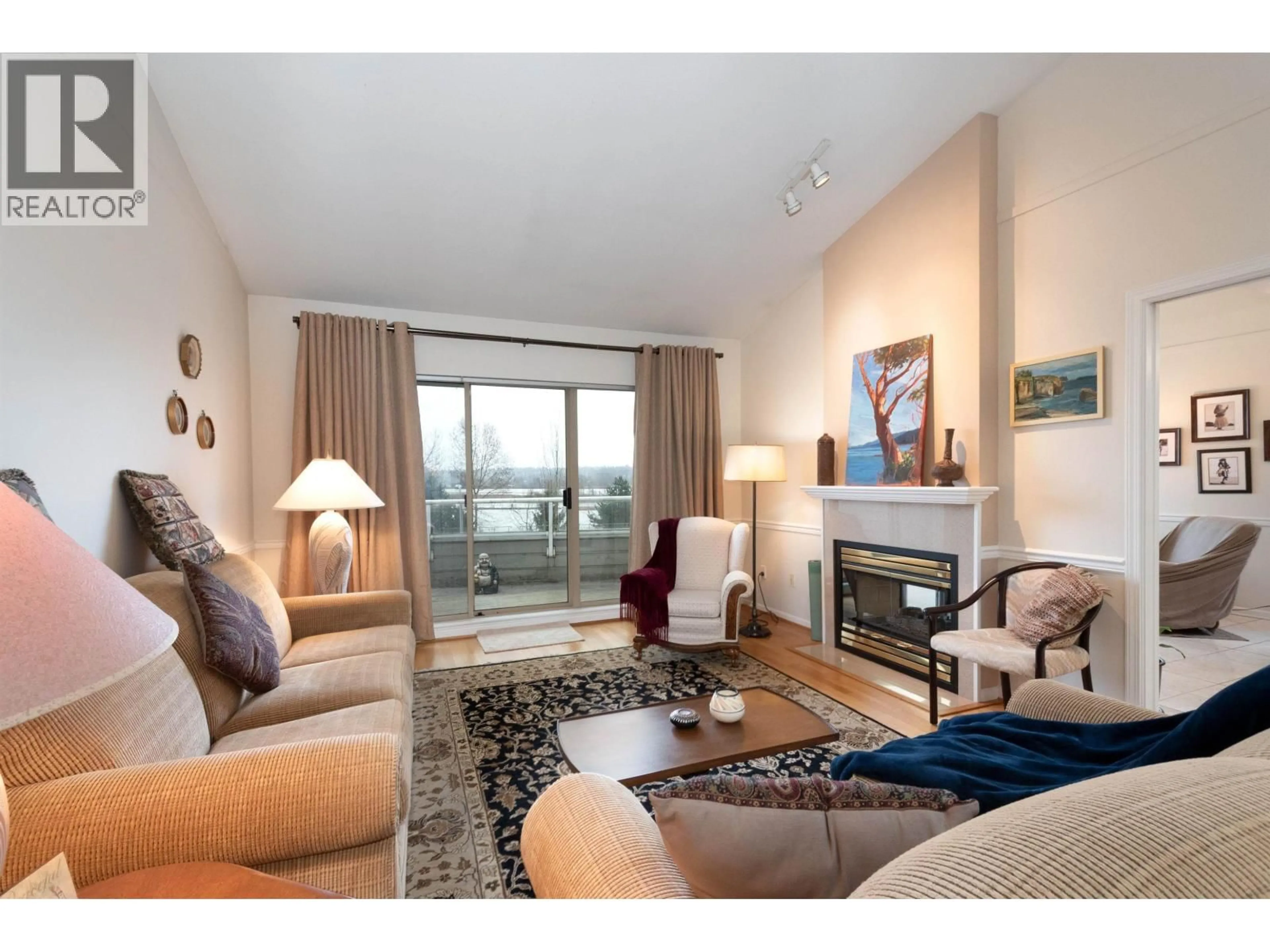 Living room with furniture, unknown for 22 - 323 GOVERNORS COURT, New Westminster British Columbia V3L5S6