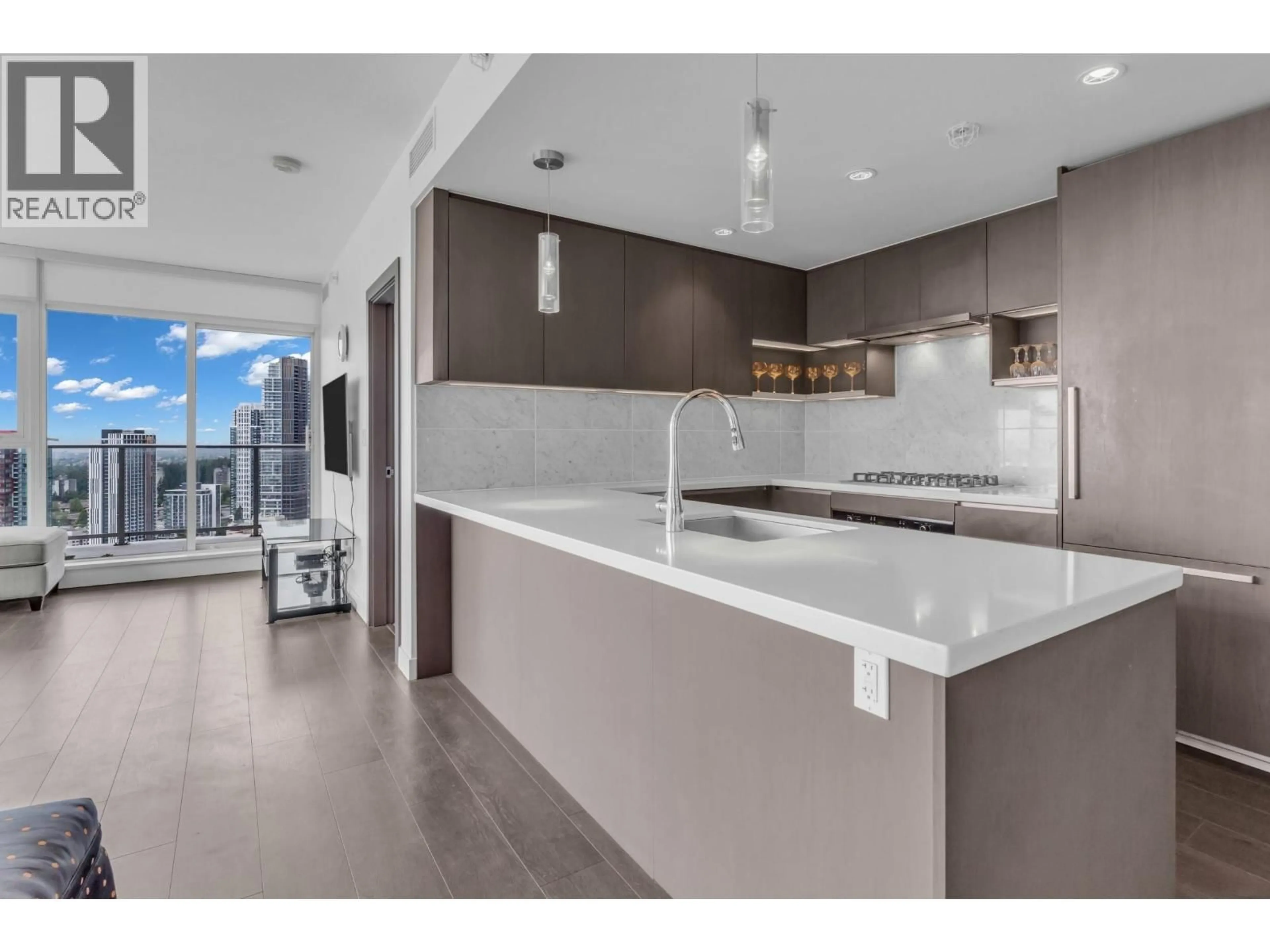 Open concept kitchen, ceramic/tile floor for 3703 - 6538 NELSON AVENUE, Burnaby British Columbia V5H0G5