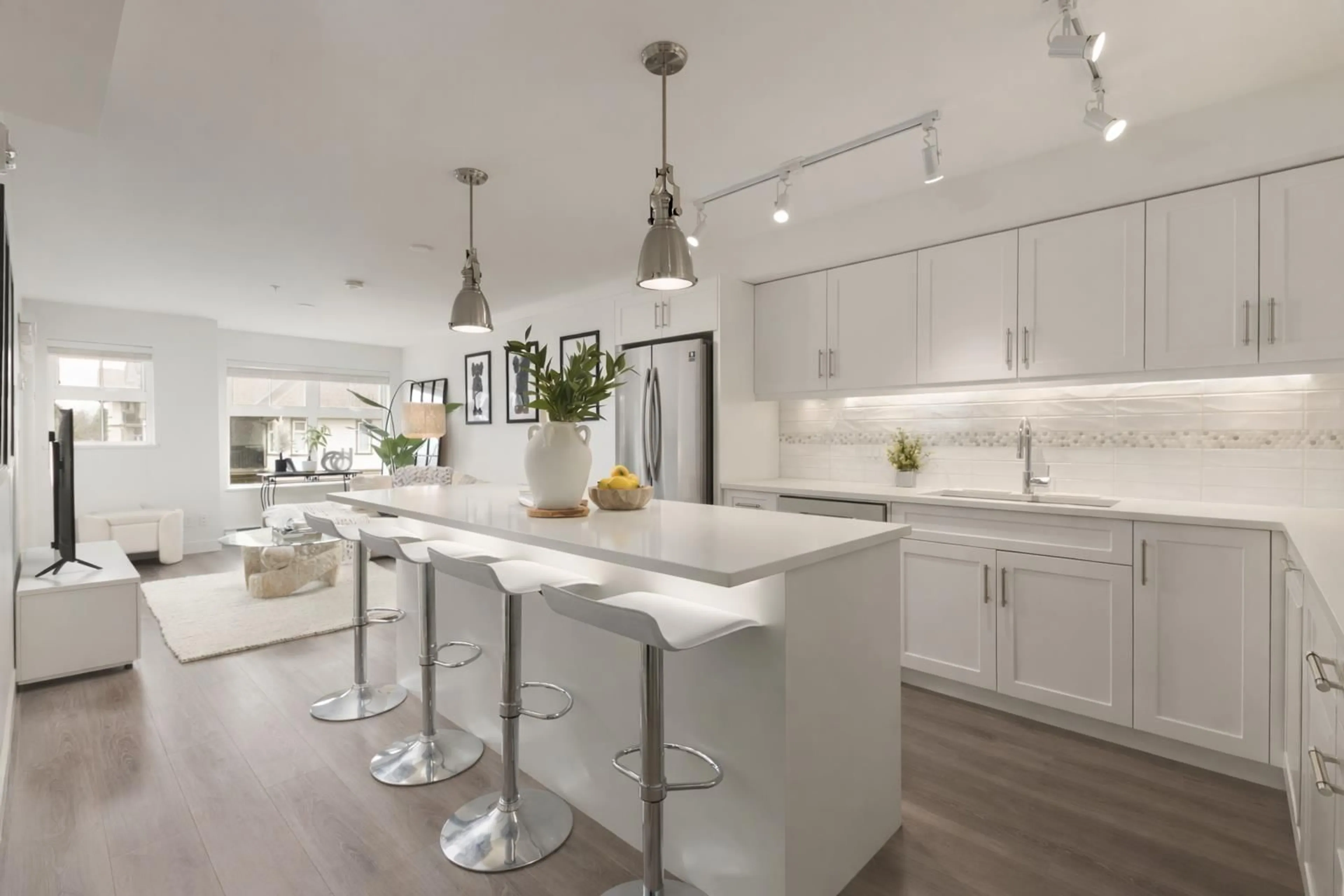 Contemporary kitchen, unknown for 360 - 27358 32 AVENUE, Langley British Columbia V4W3M5