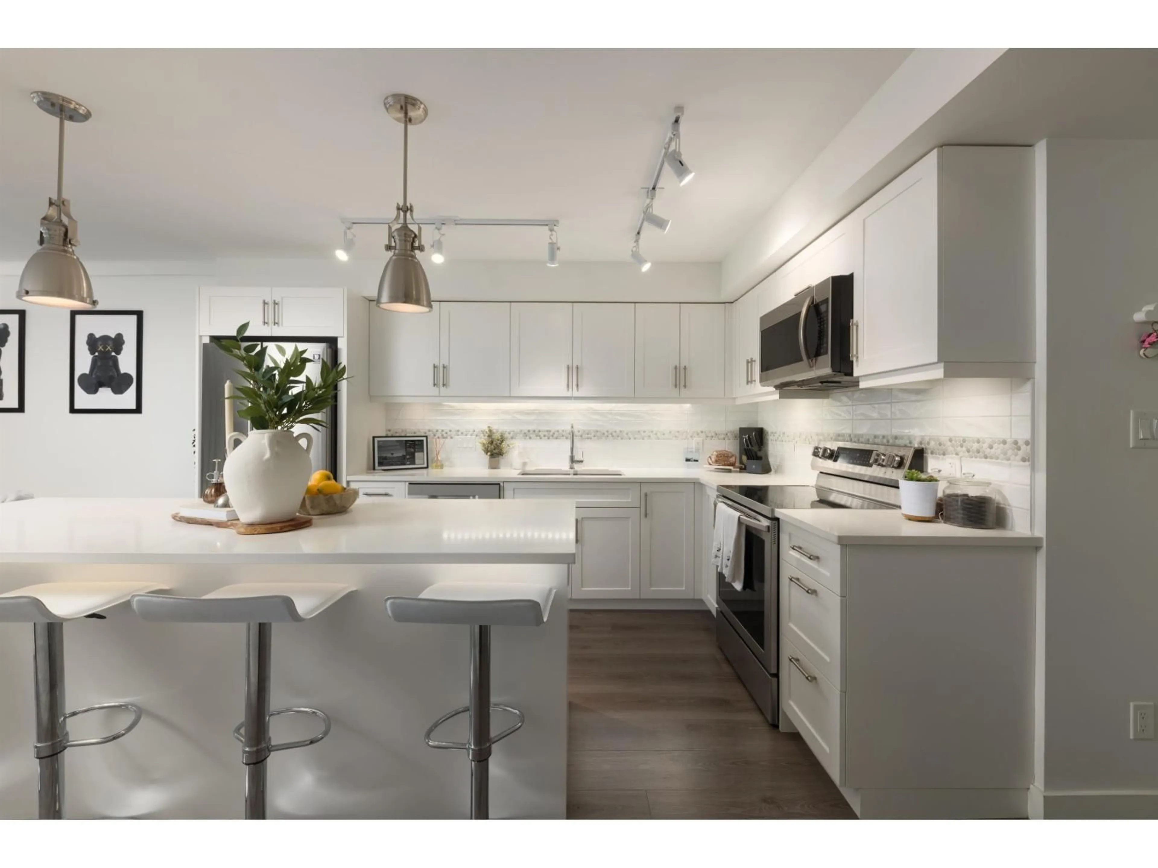 Open concept kitchen, unknown for 360 - 27358 32 AVENUE, Langley British Columbia V4W3M5