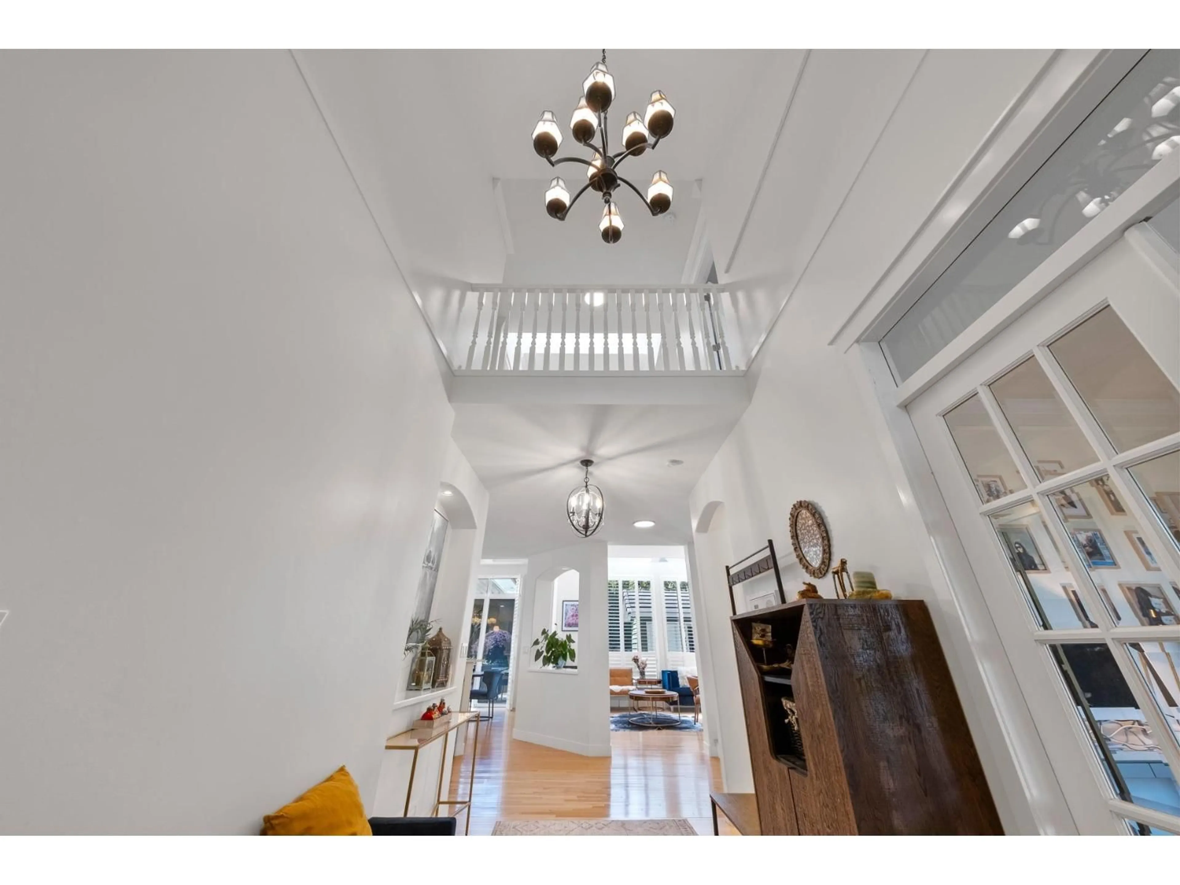 Indoor foyer for 3311 155B STREET, Surrey British Columbia V3Z0K5