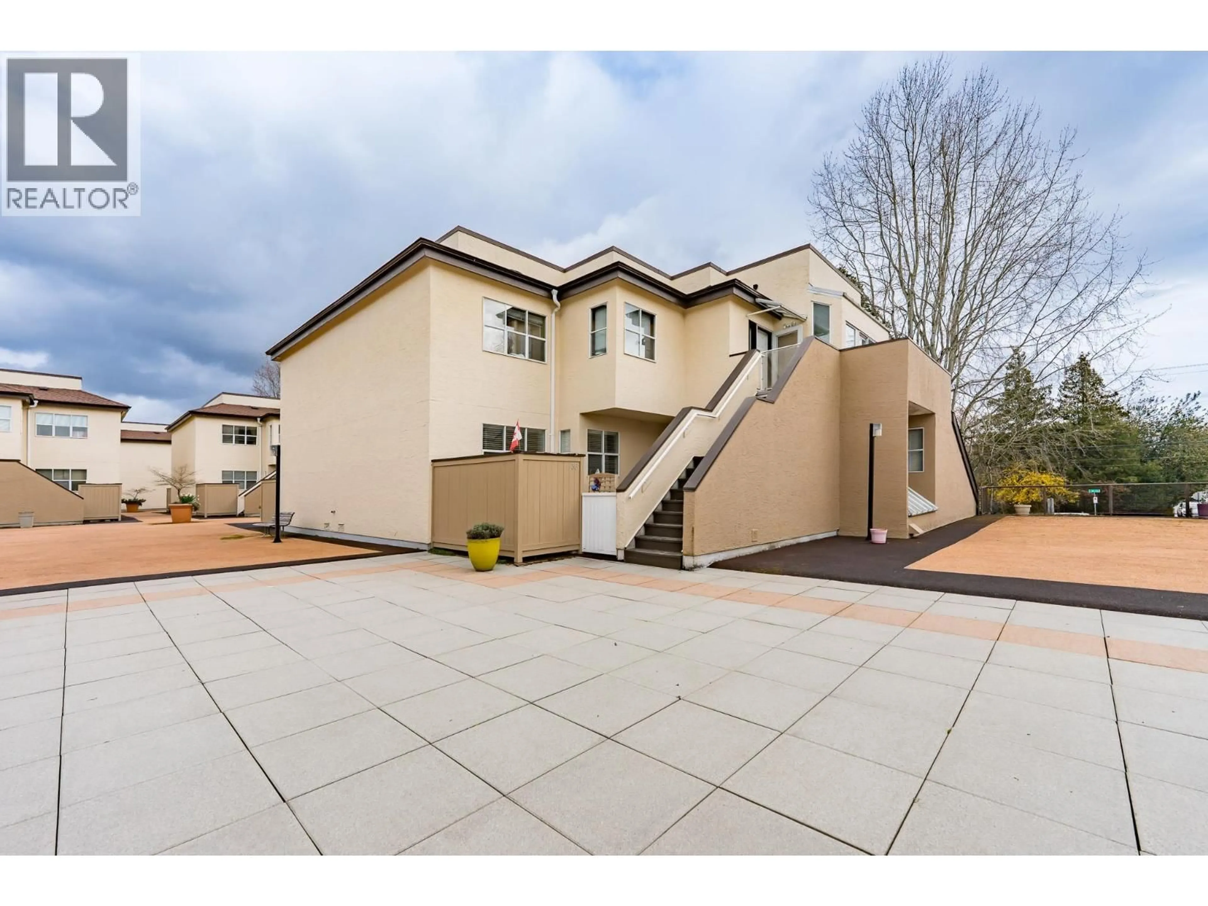 A pic from outside/outdoor area/front of a property/back of a property/a pic from drone, unknown for 36 - 7540 ABERCROMBIE DRIVE, Richmond British Columbia V6Y3J8