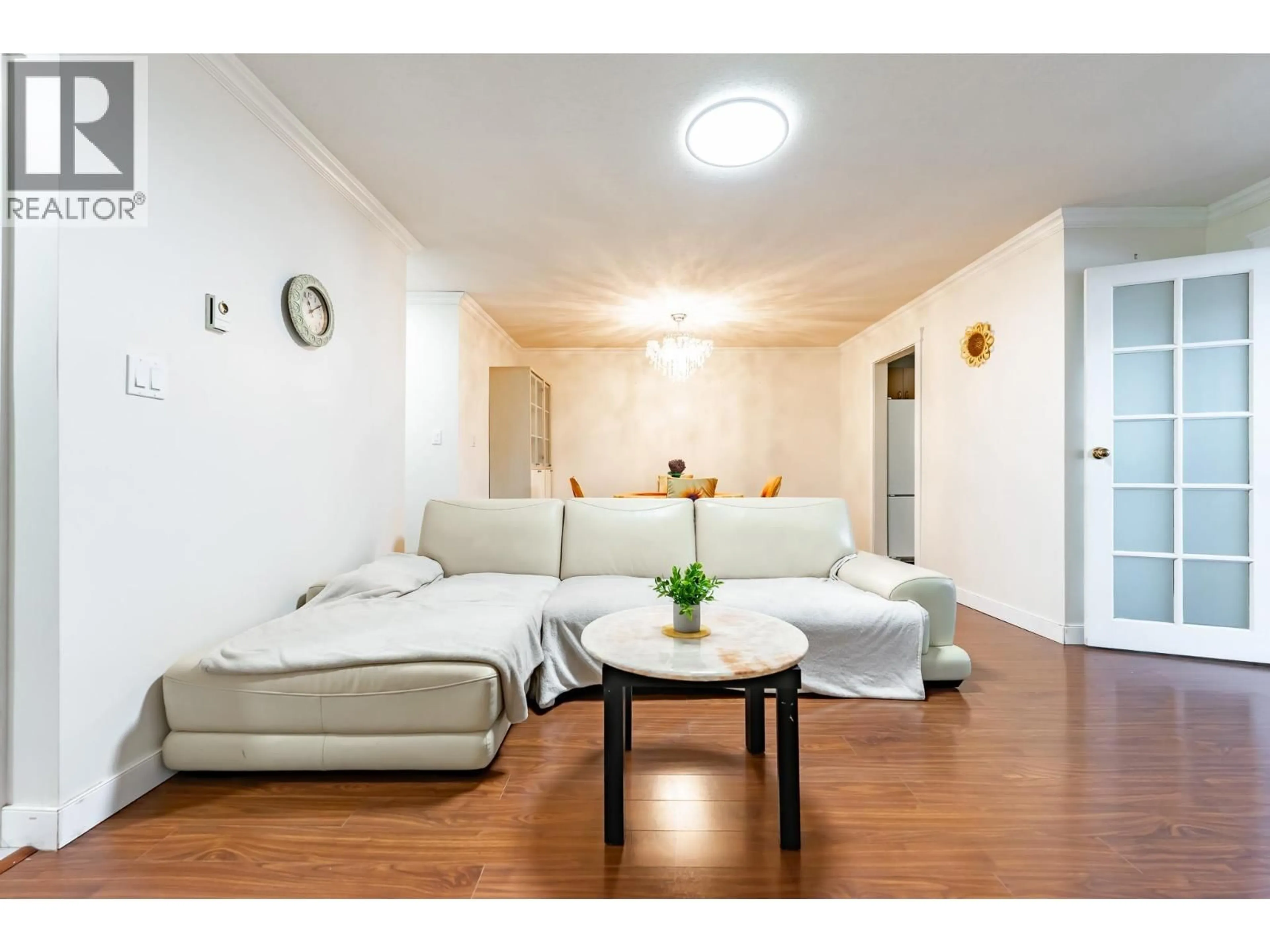 Living room with furniture, wood/laminate floor for 36 - 7540 ABERCROMBIE DRIVE, Richmond British Columbia V6Y3J8