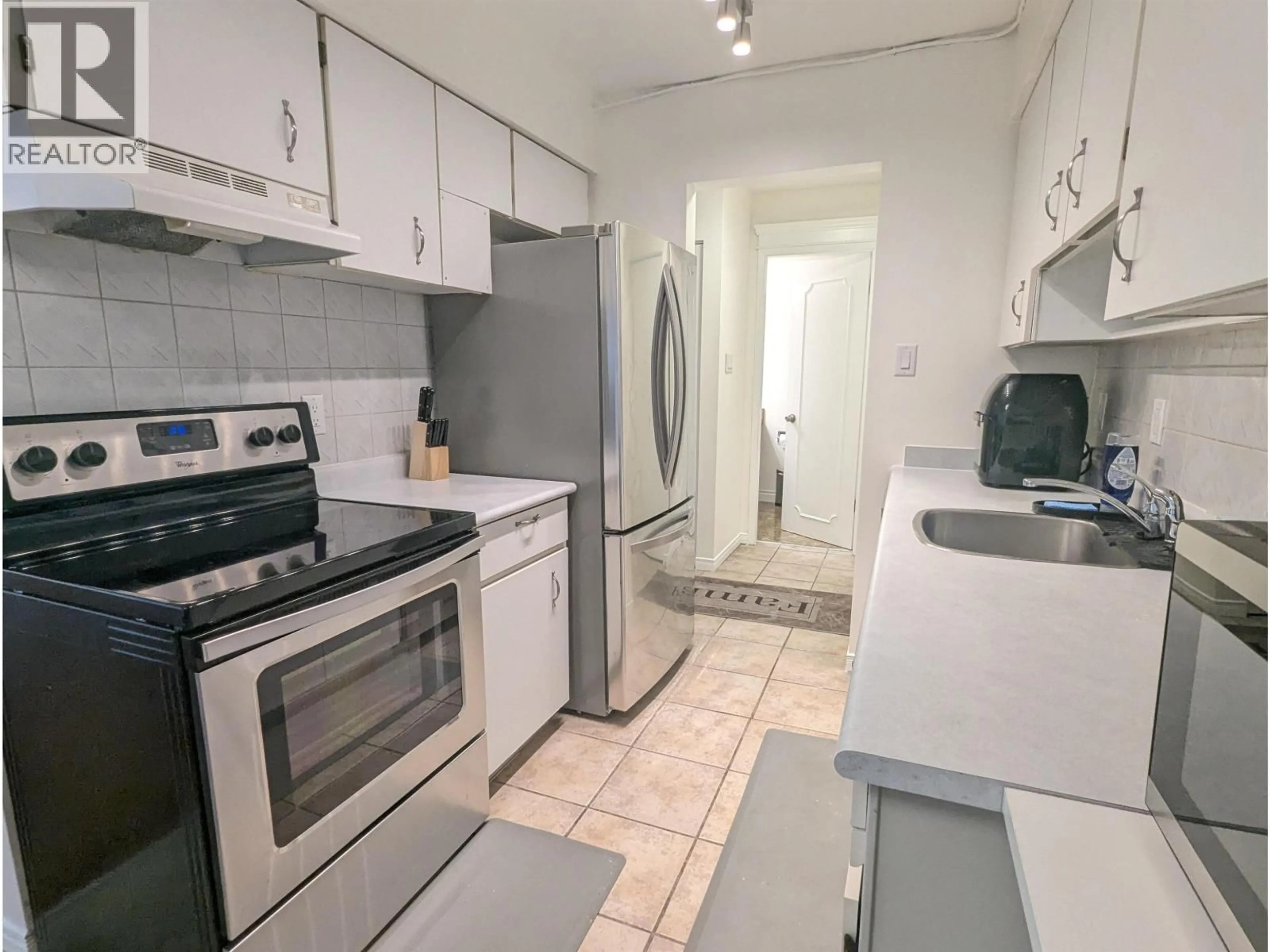 Standard kitchen, ceramic/tile floor for 308 - 7428 19TH AVENUE, Burnaby British Columbia V3N1E1