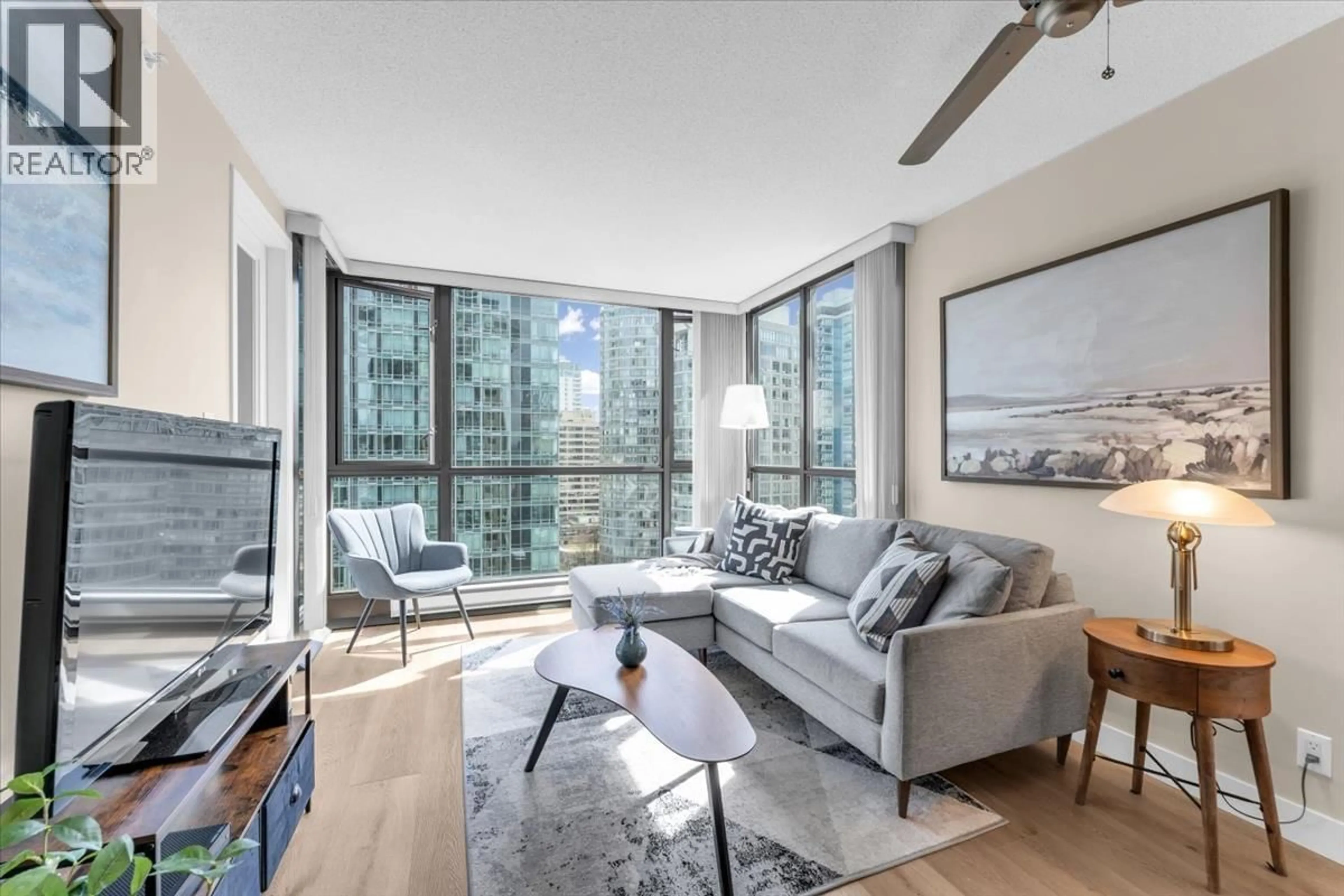 Living room with furniture, unknown for 2011 - 1331 ALBERNI STREET, Vancouver British Columbia V6E4S1