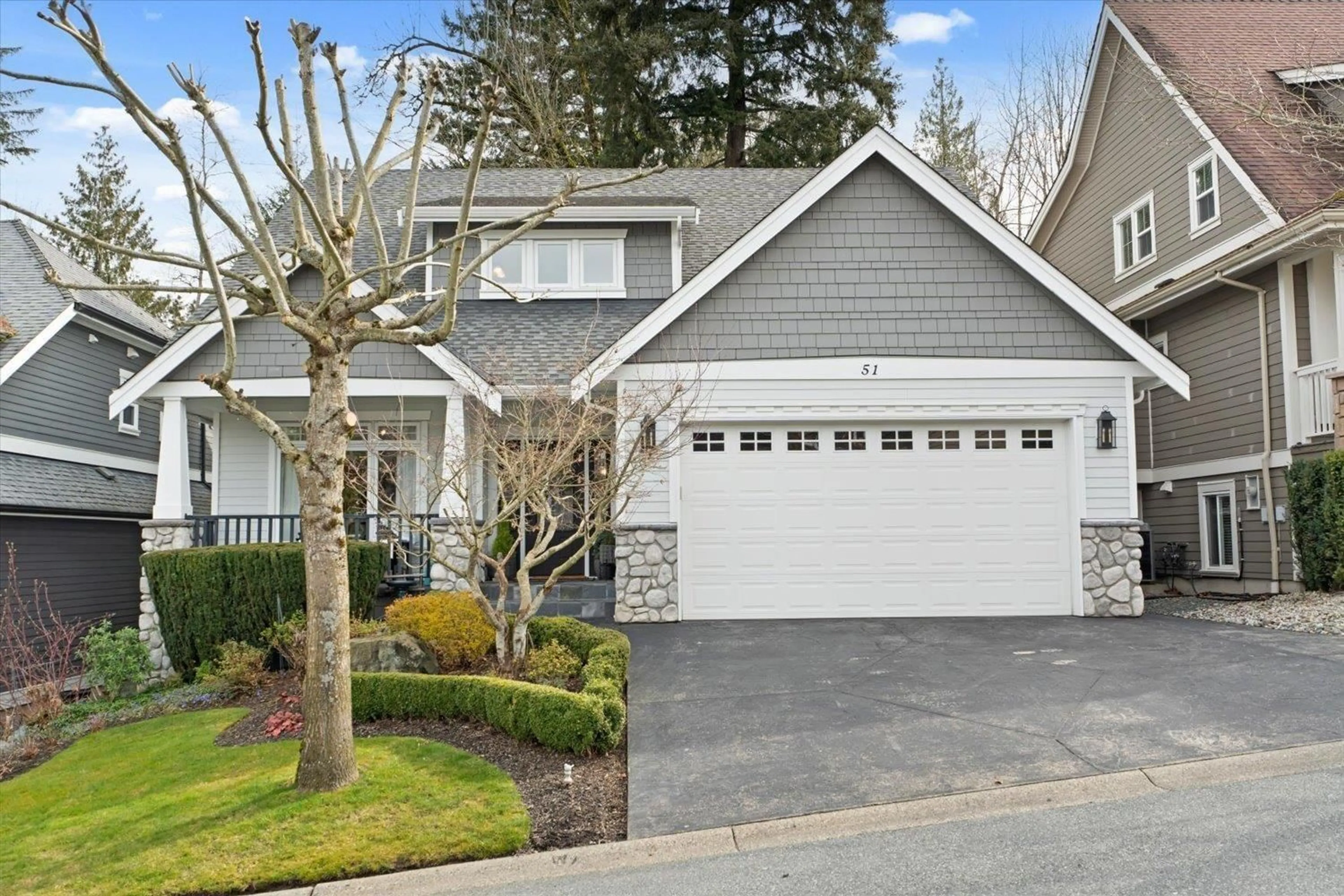 Home with vinyl exterior material, street for 51 - 3800 GOLF COURSE DRIVE, Abbotsford British Columbia V3G0A7