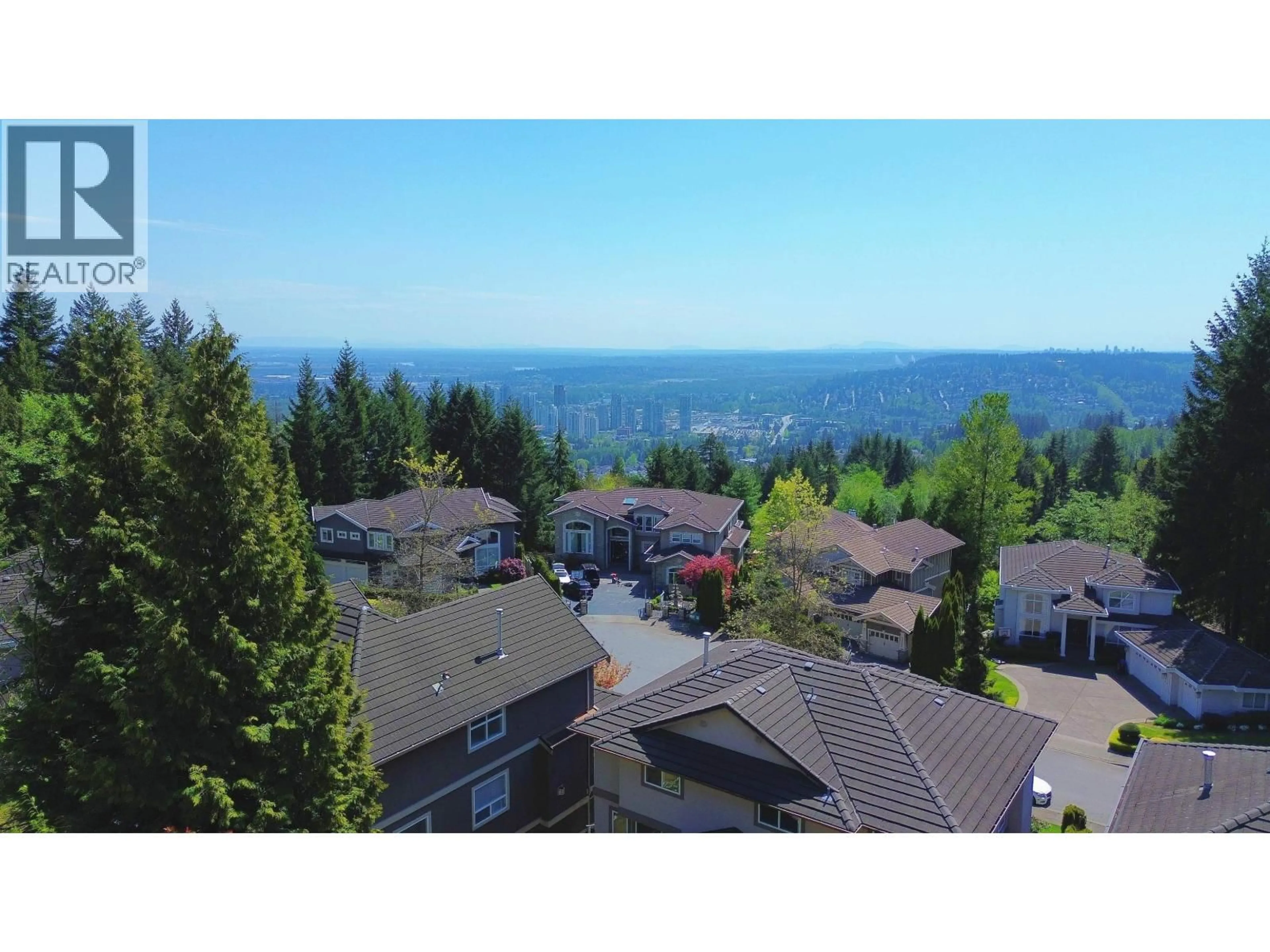 A pic from outside/outdoor area/front of a property/back of a property/a pic from drone, mountain view for 2978 FORESTRIDGE PLACE, Coquitlam British Columbia V3E3M6