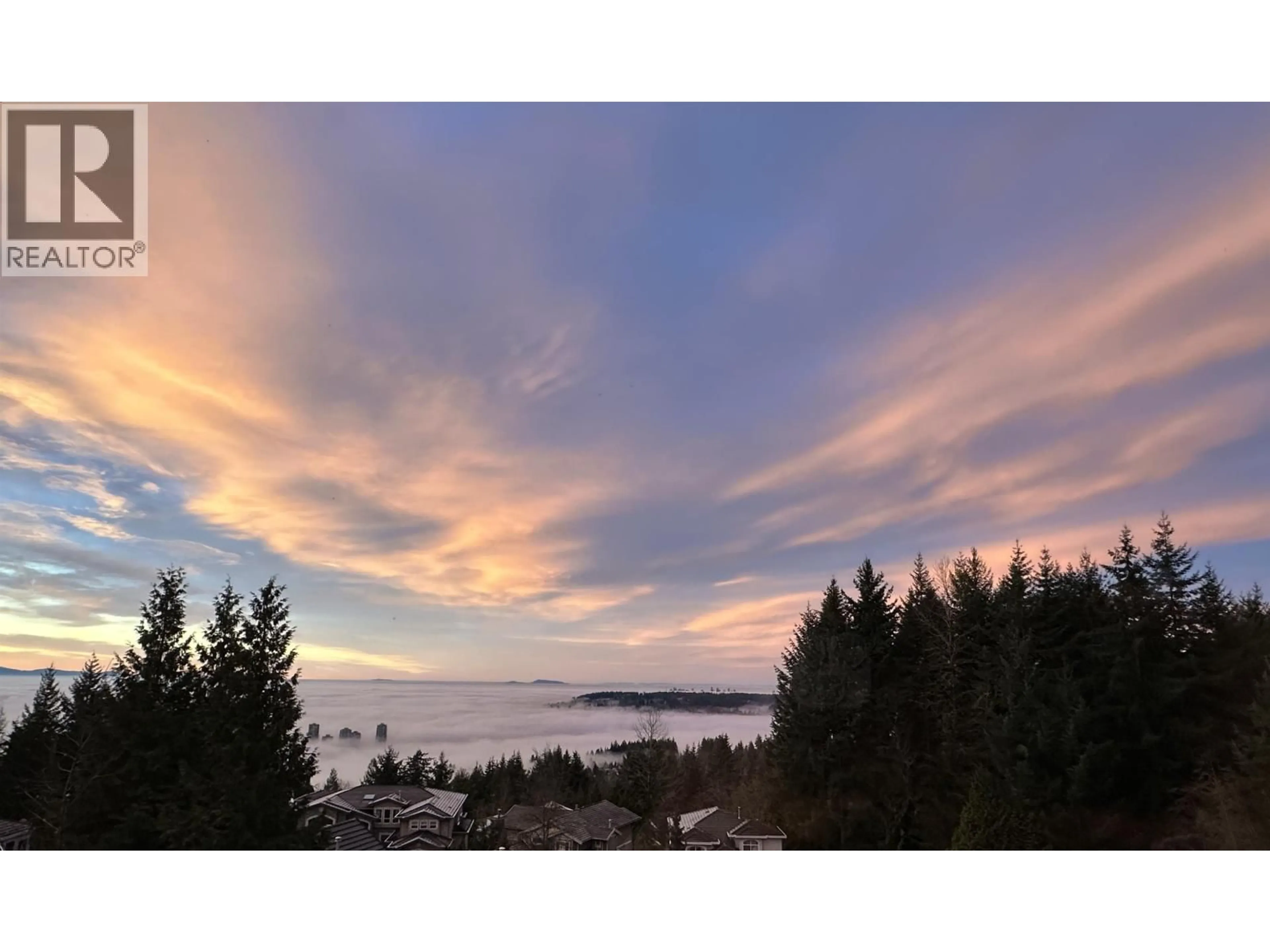 Blurry image for 2978 FORESTRIDGE PLACE, Coquitlam British Columbia V3E3M6