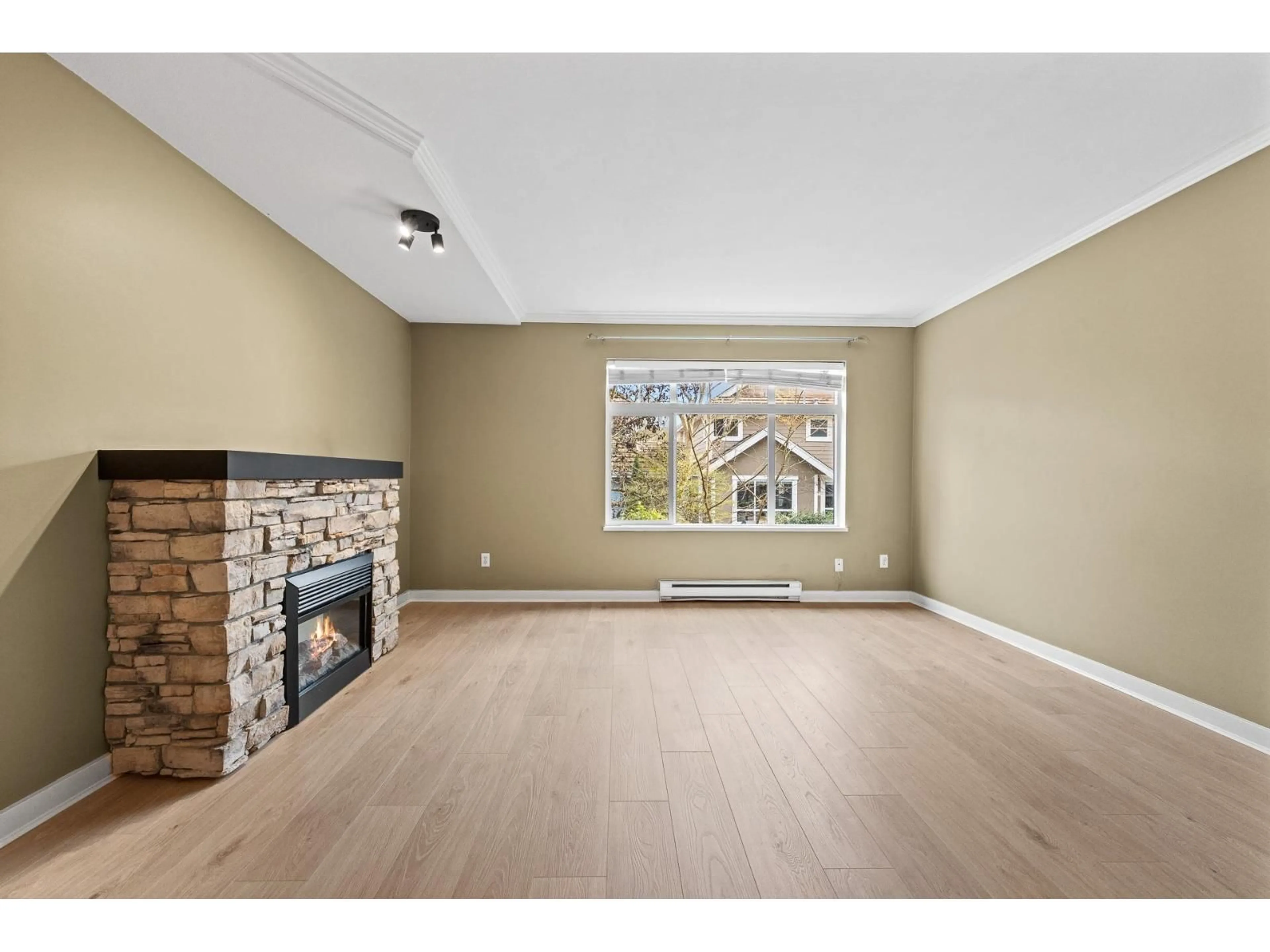 A pic of a room for 134 - 15236 36 AVENUE, Surrey British Columbia V3Z2B3