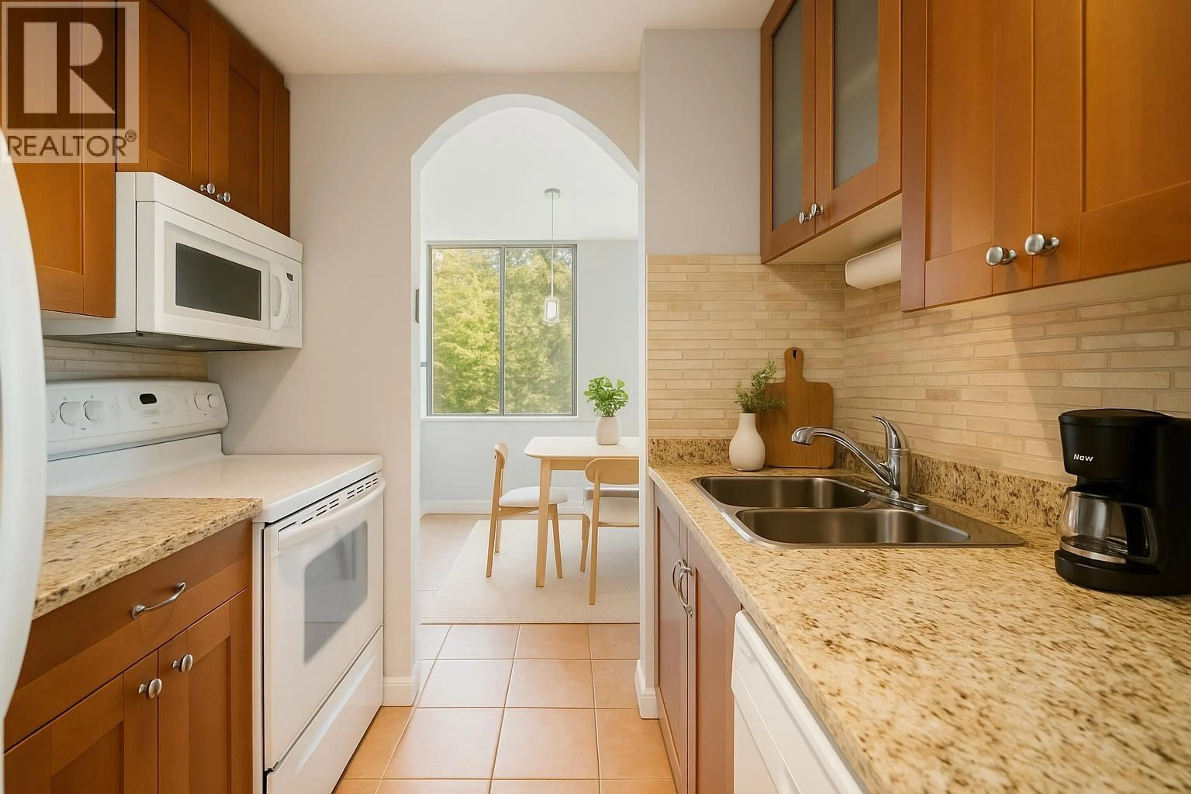 Standard kitchen, ceramic/tile floor for 1404 - 2008 FULLERTON AVENUE, North Vancouver British Columbia V7P3G7