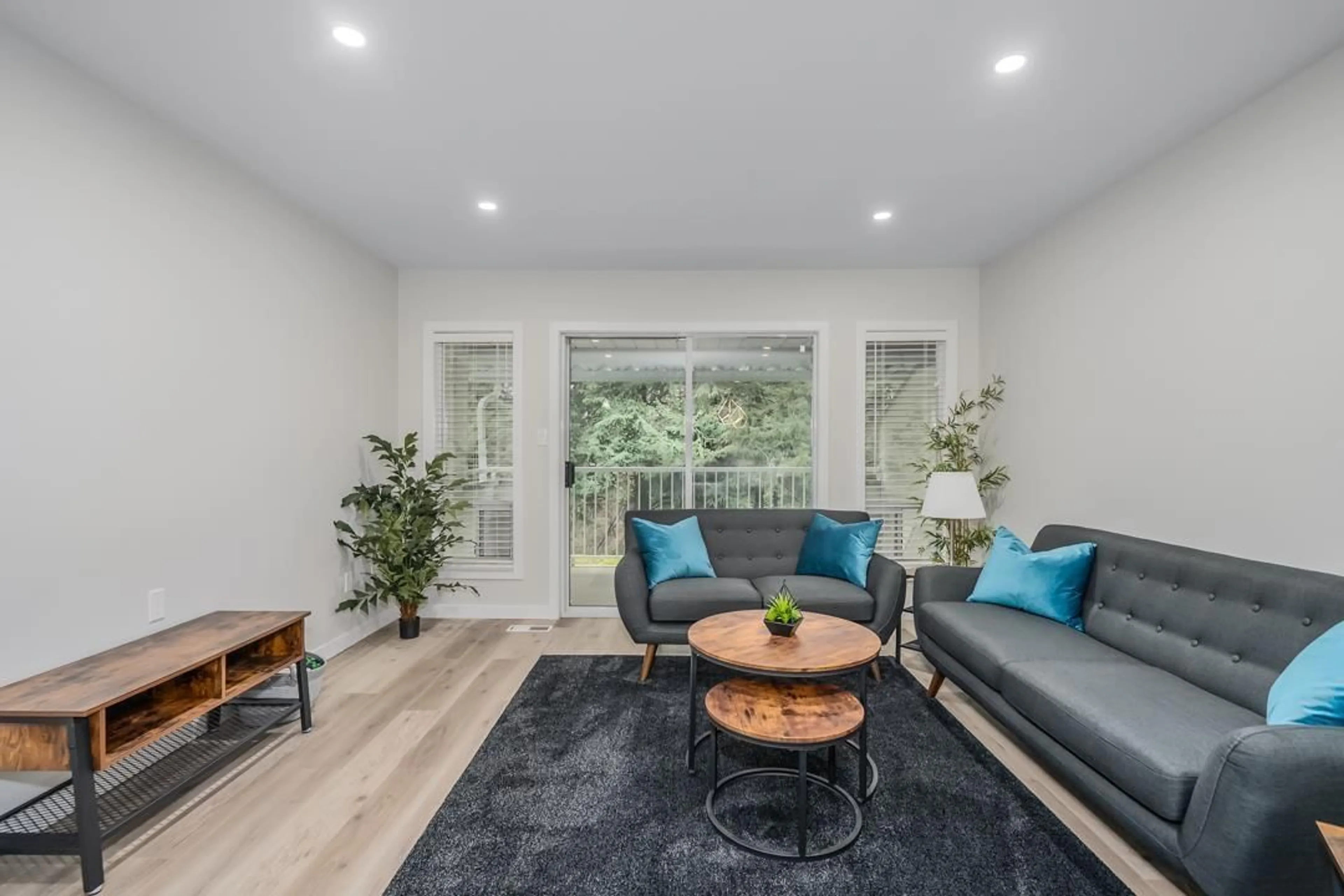 Living room with furniture, unknown for 35 - 3055 TRAFALGAR STREET, Abbotsford British Columbia V2S7X8