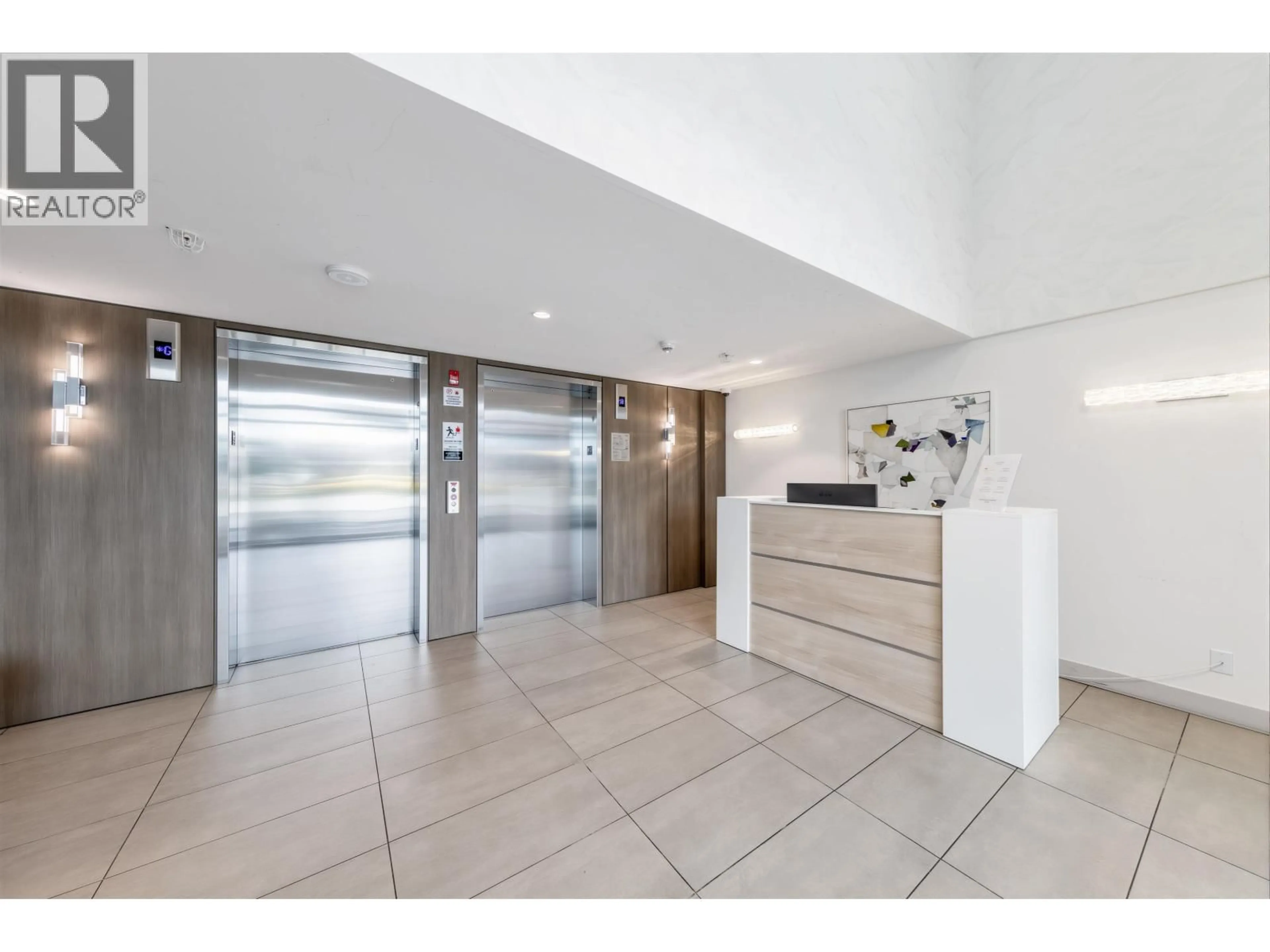 Indoor foyer for 706 - 5788 GILBERT ROAD, Richmond British Columbia V7C0G1