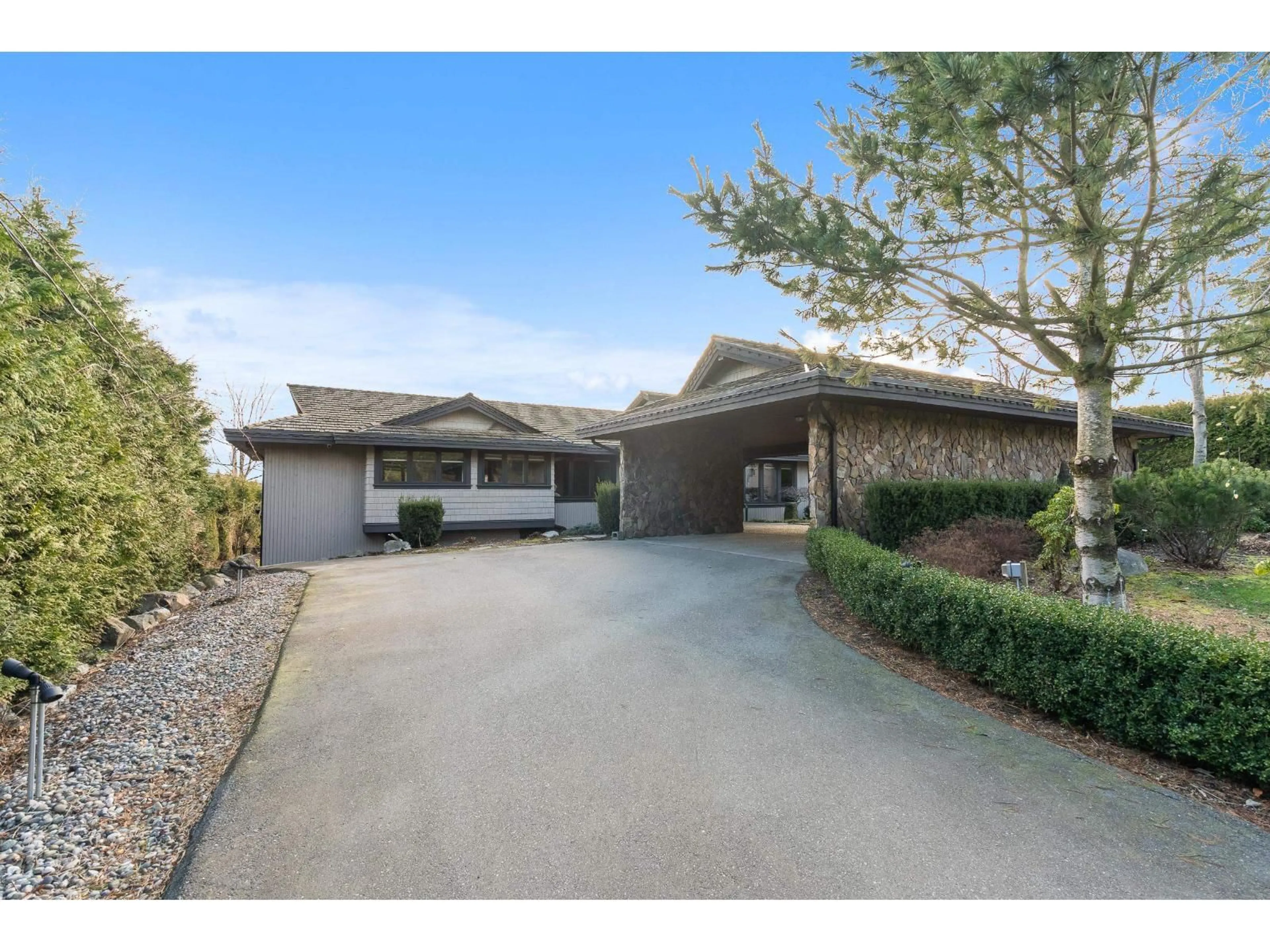 A pic from outside/outdoor area/front of a property/back of a property/a pic from drone, street for 29852 MACLURE ROAD, Abbotsford British Columbia V4X1G5