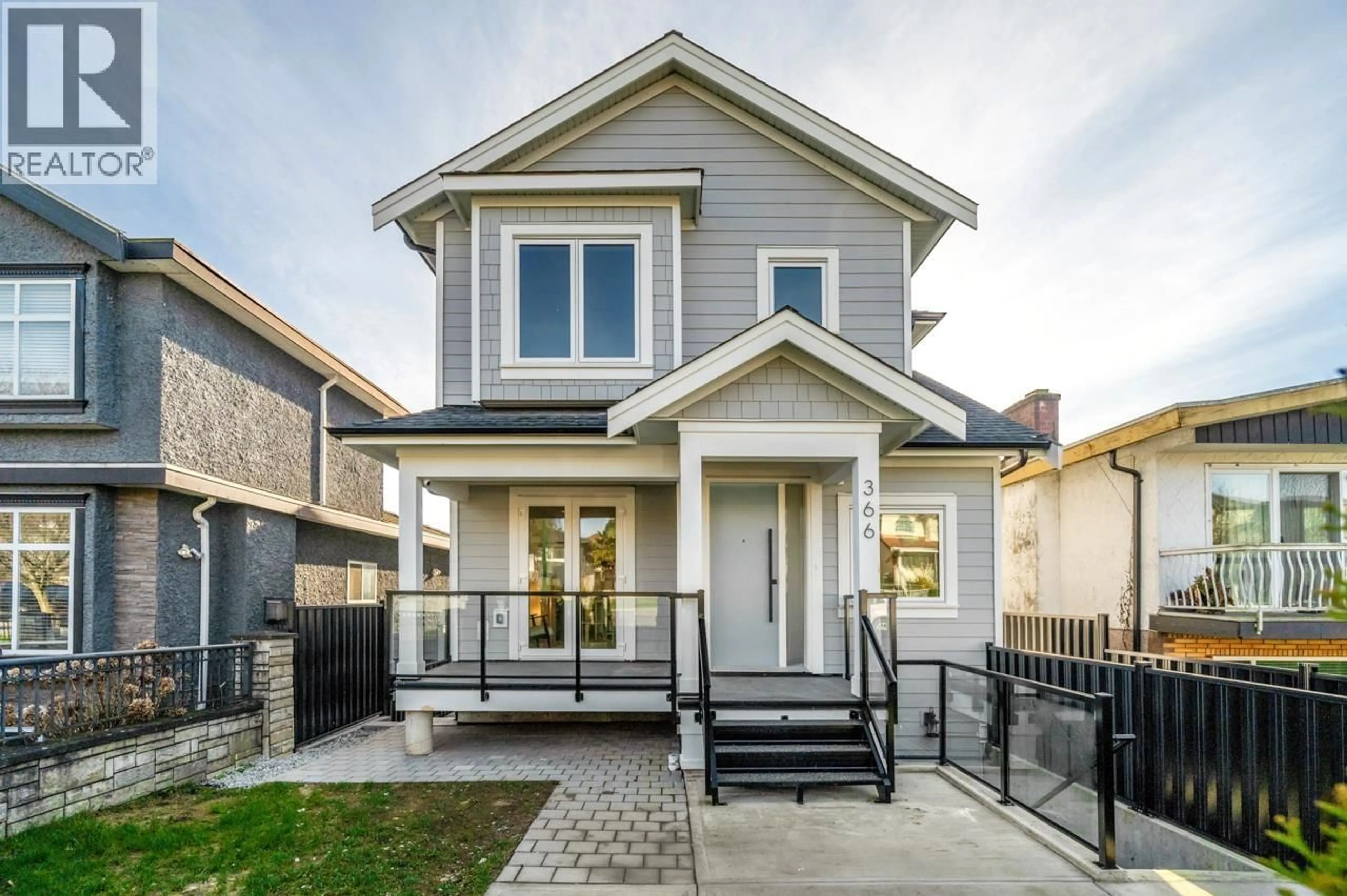 Home with vinyl exterior material, street for 1 - 366 64TH AVENUE, Vancouver British Columbia V5X2M7