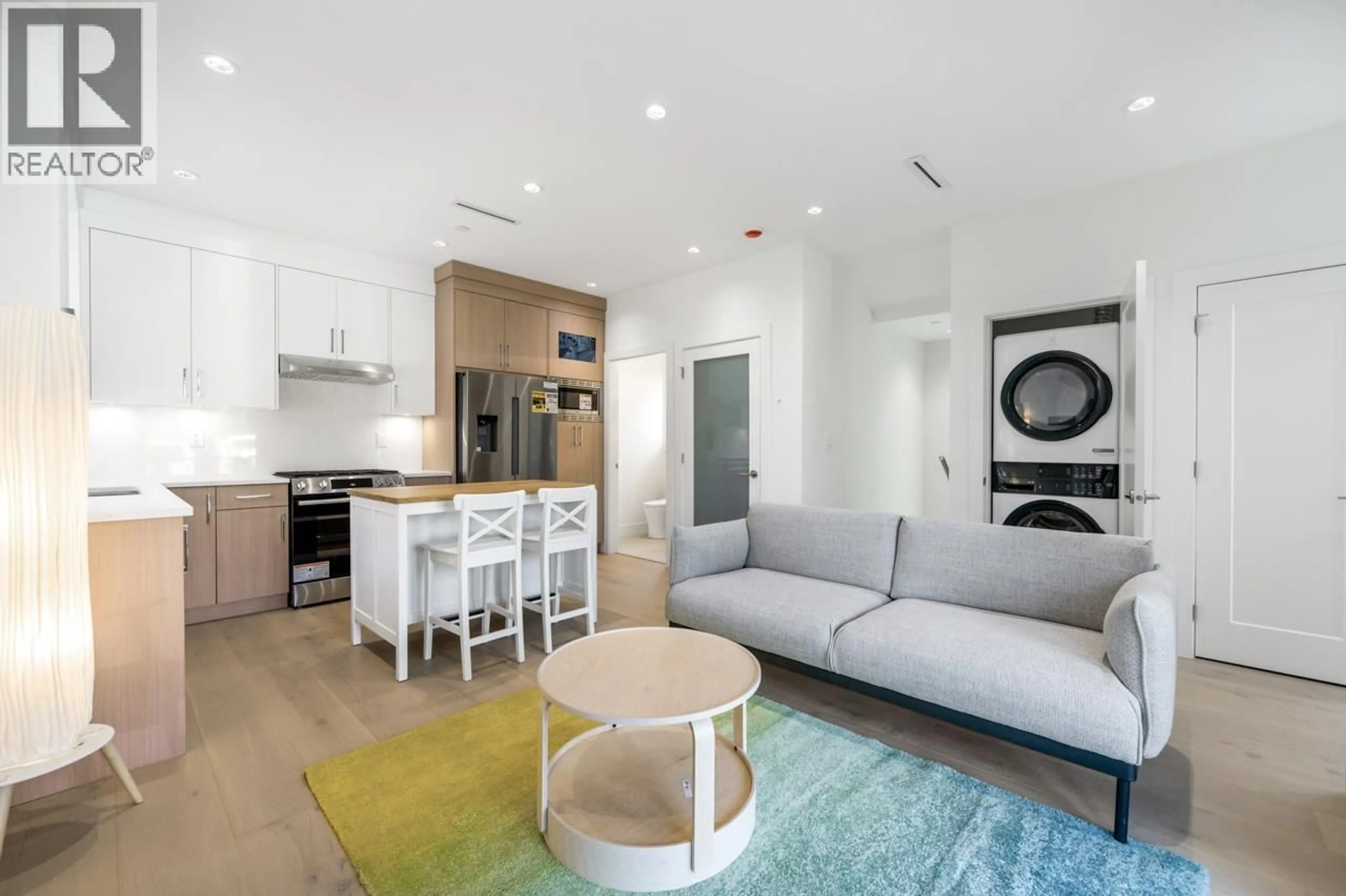 Living room with furniture, unknown for 1 - 366 64TH AVENUE, Vancouver British Columbia V5X2M7