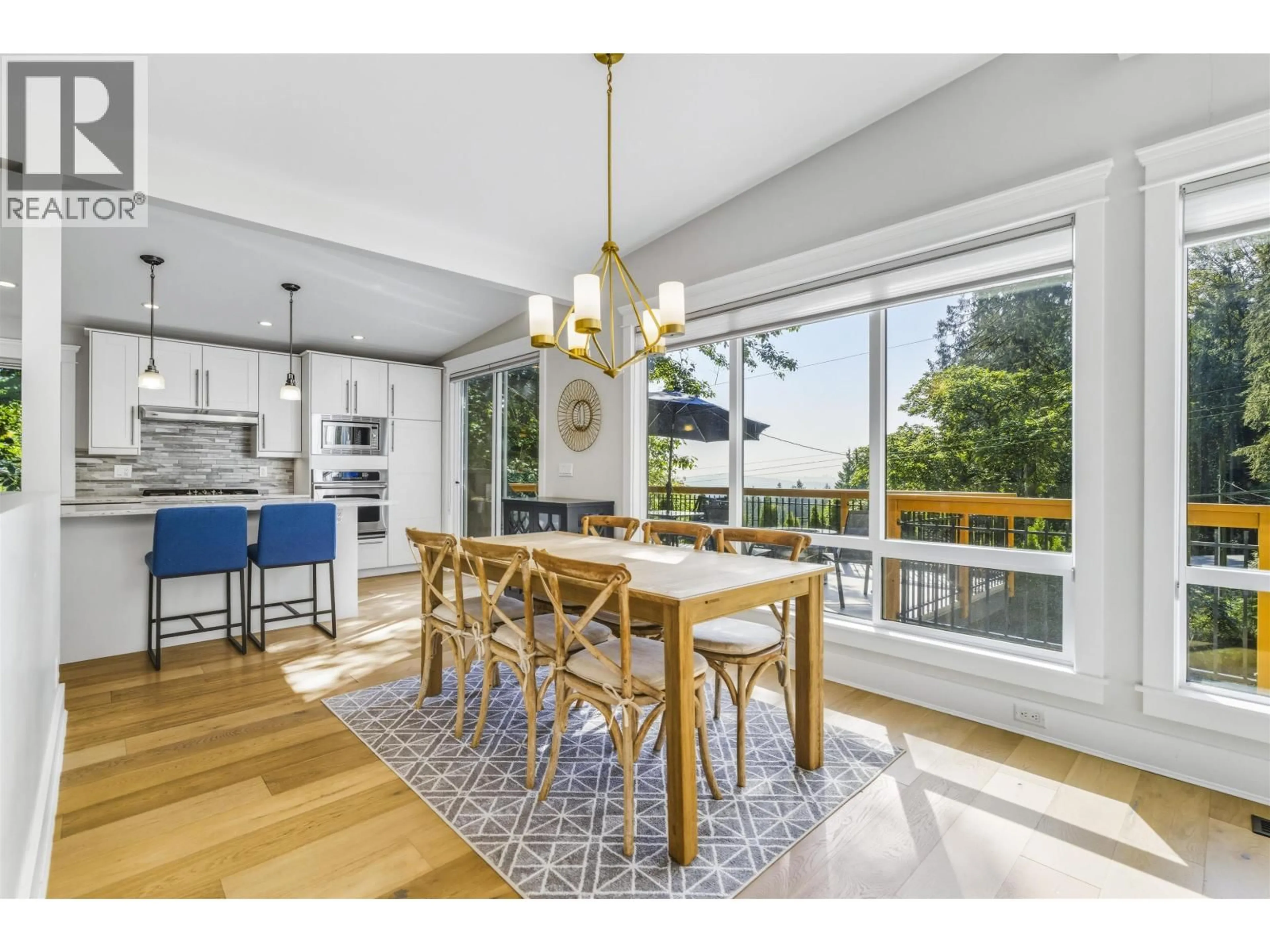 Open concept kitchen, wood/laminate floor for 884 WELLINGTON DRIVE, North Vancouver British Columbia V7K1K7