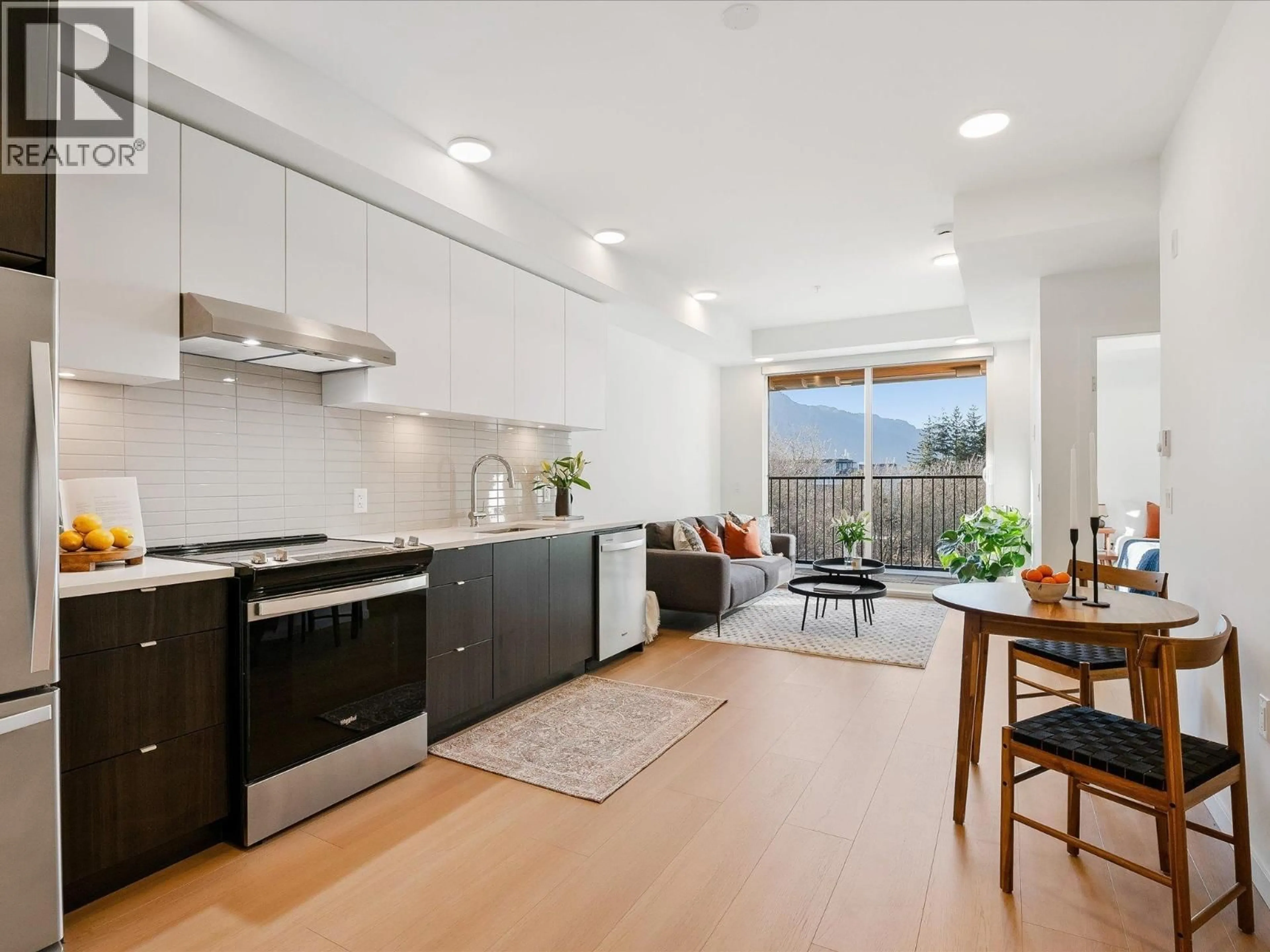 Open concept kitchen, unknown for 502 - 37994 SECOND AVENUE, Squamish British Columbia V8B0C3