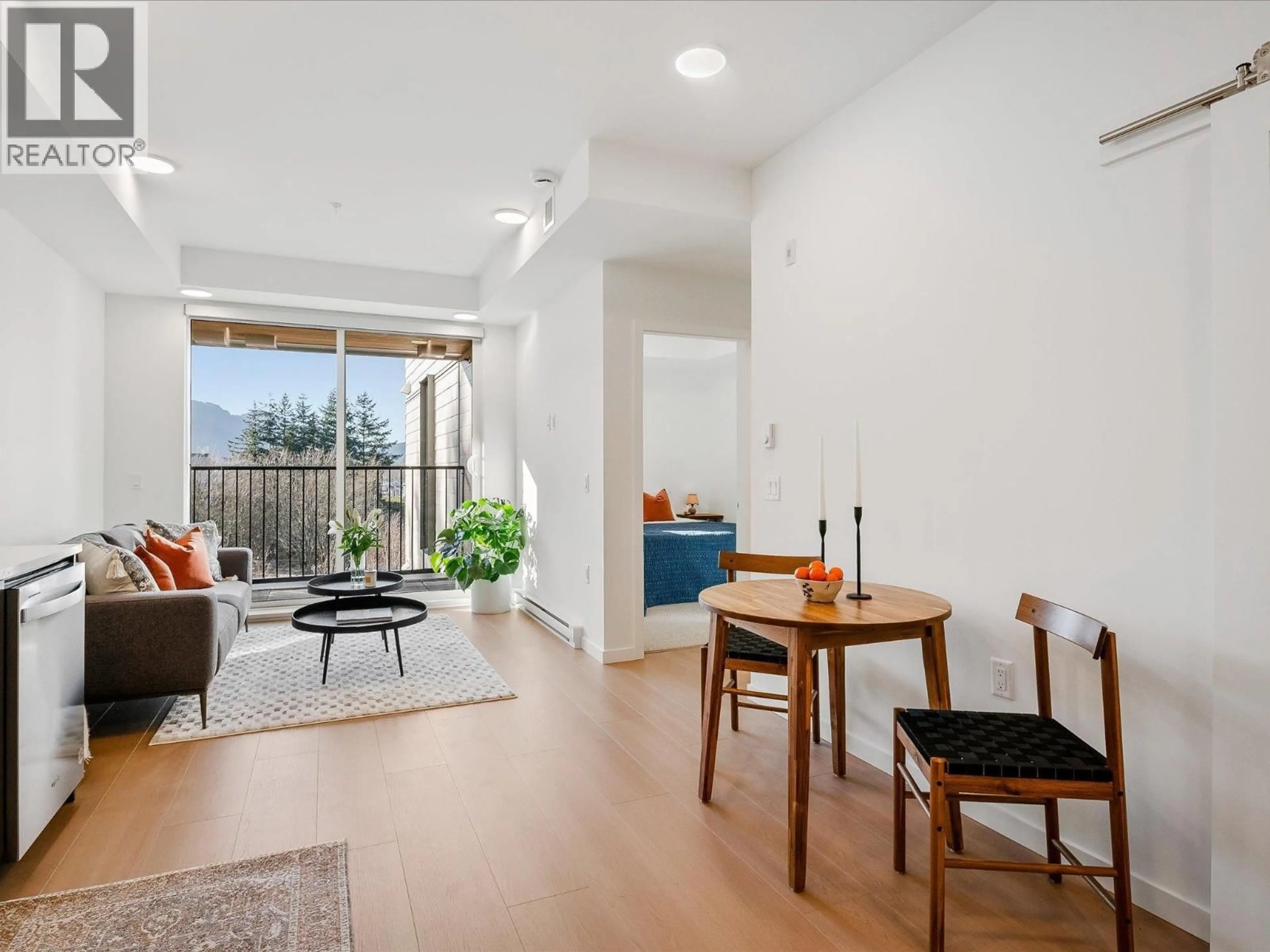 Unknown for 502 - 37994 SECOND AVENUE, Squamish British Columbia V8B0C3