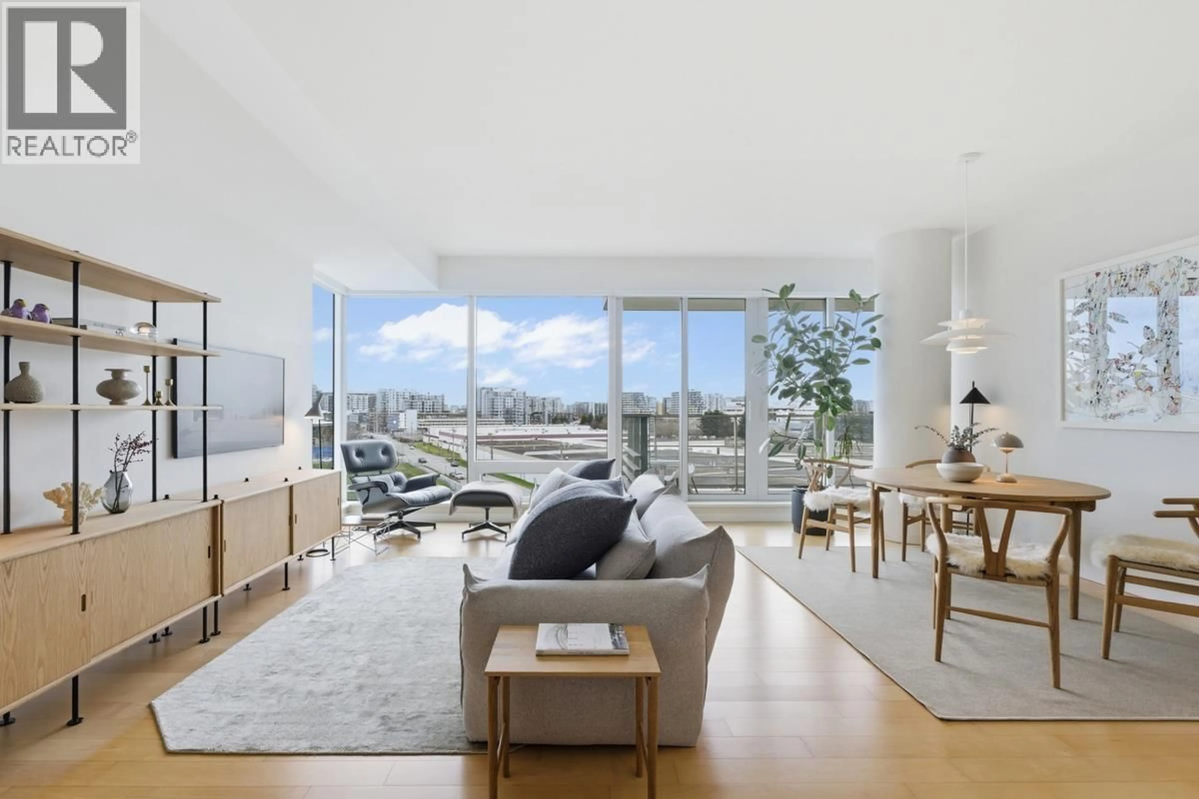 Living room with furniture, unknown for 605 - 5199 BRIGHOUSE WAY, Richmond British Columbia V7C0A7