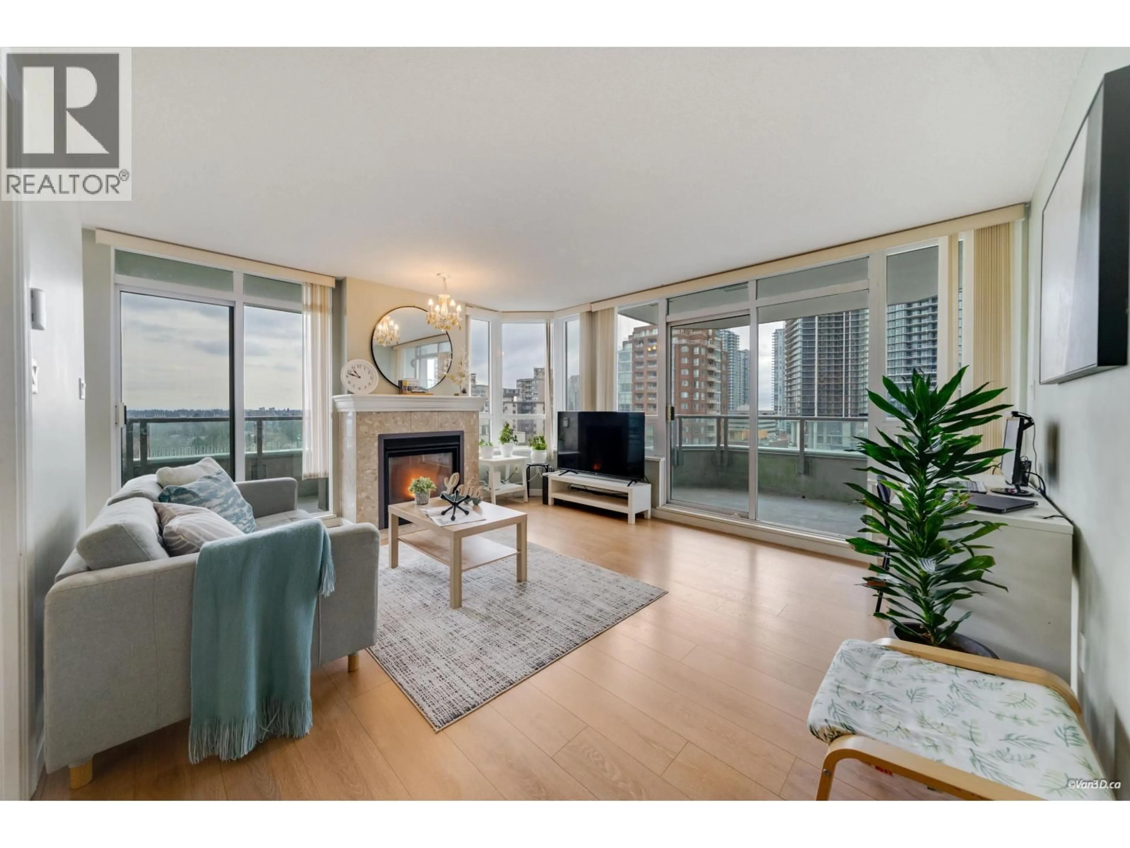 Living room with furniture, unknown for 1320 - 4825 HAZEL STREET, Burnaby British Columbia V5H4N4