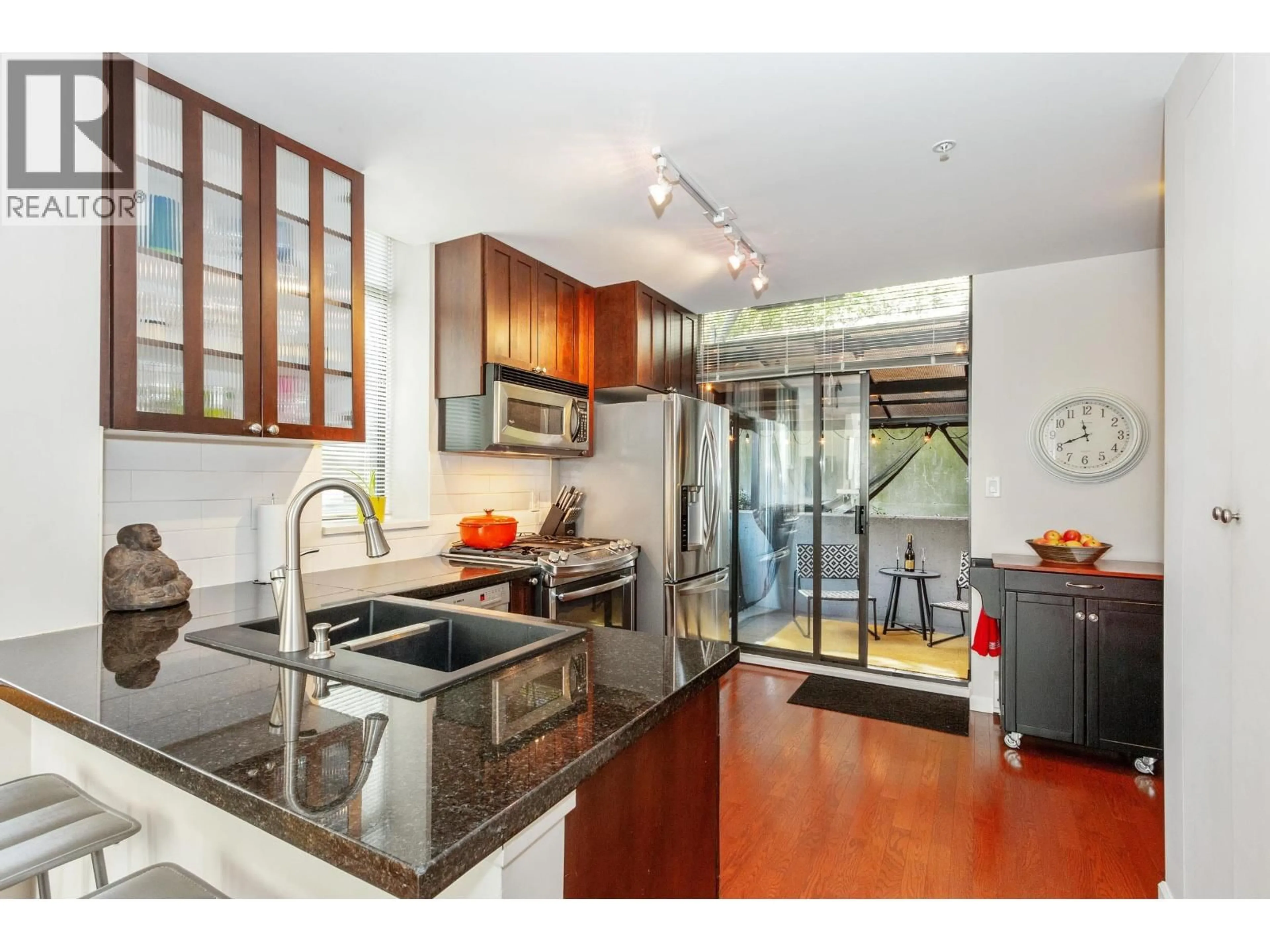 Open concept kitchen, unknown for 168 1ST STREET, North Vancouver British Columbia V7M1A9