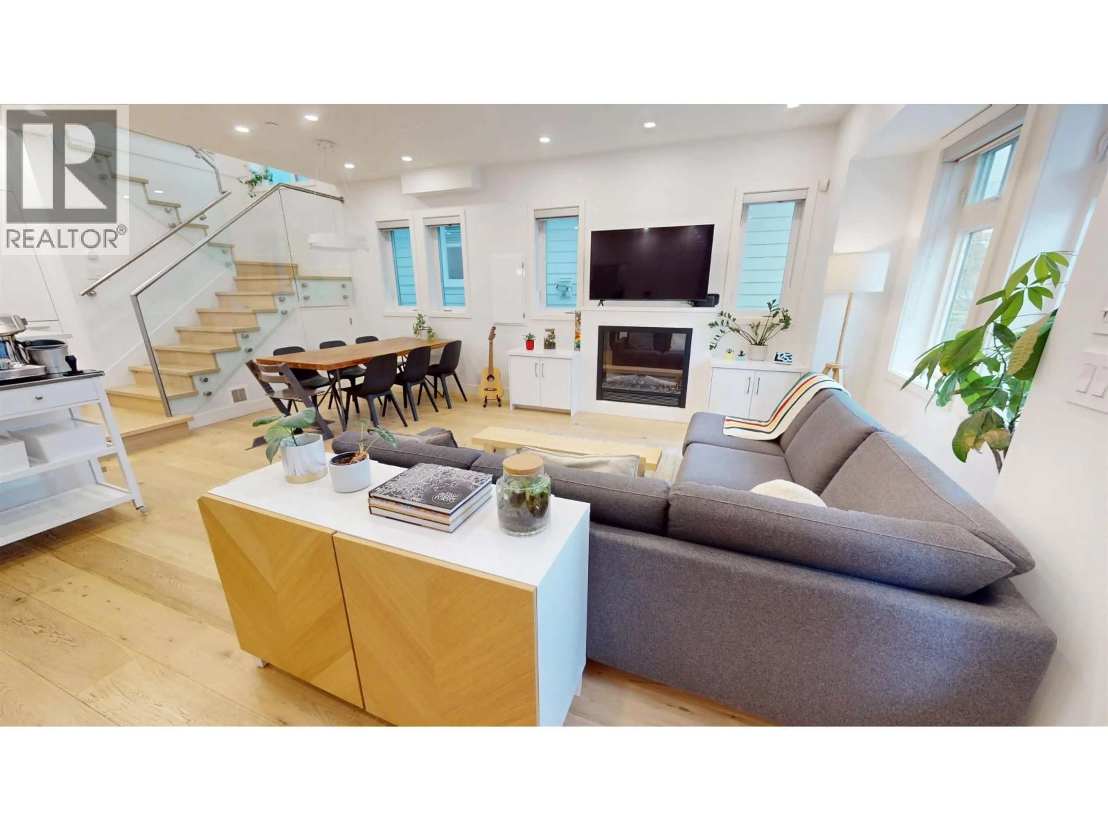 Open concept kitchen, unknown for 1260 14TH AVENUE, Vancouver British Columbia V5T2P3