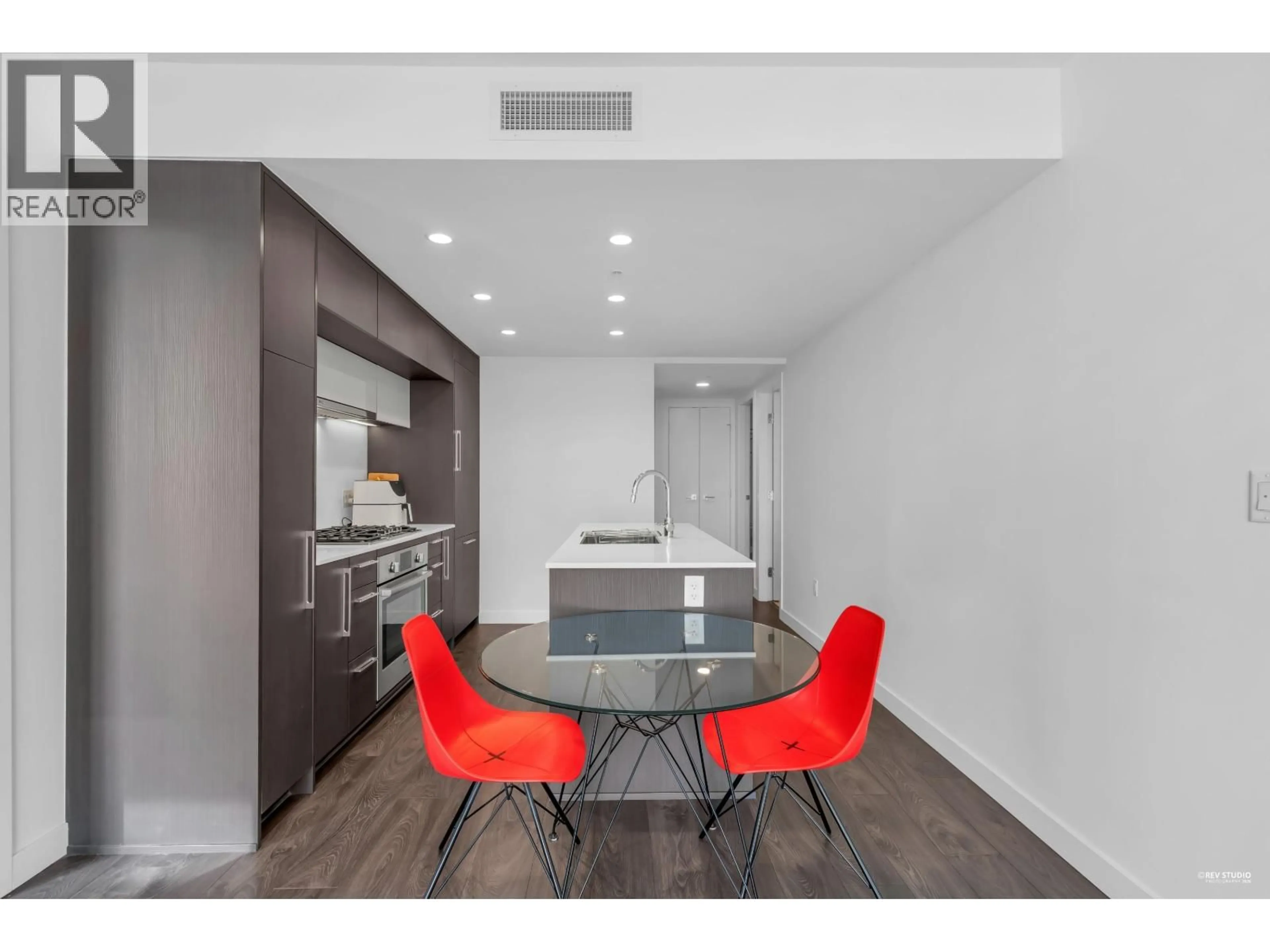 Unknown for 901 - 5580 NO. 3 ROAD, Richmond British Columbia V6X0R8