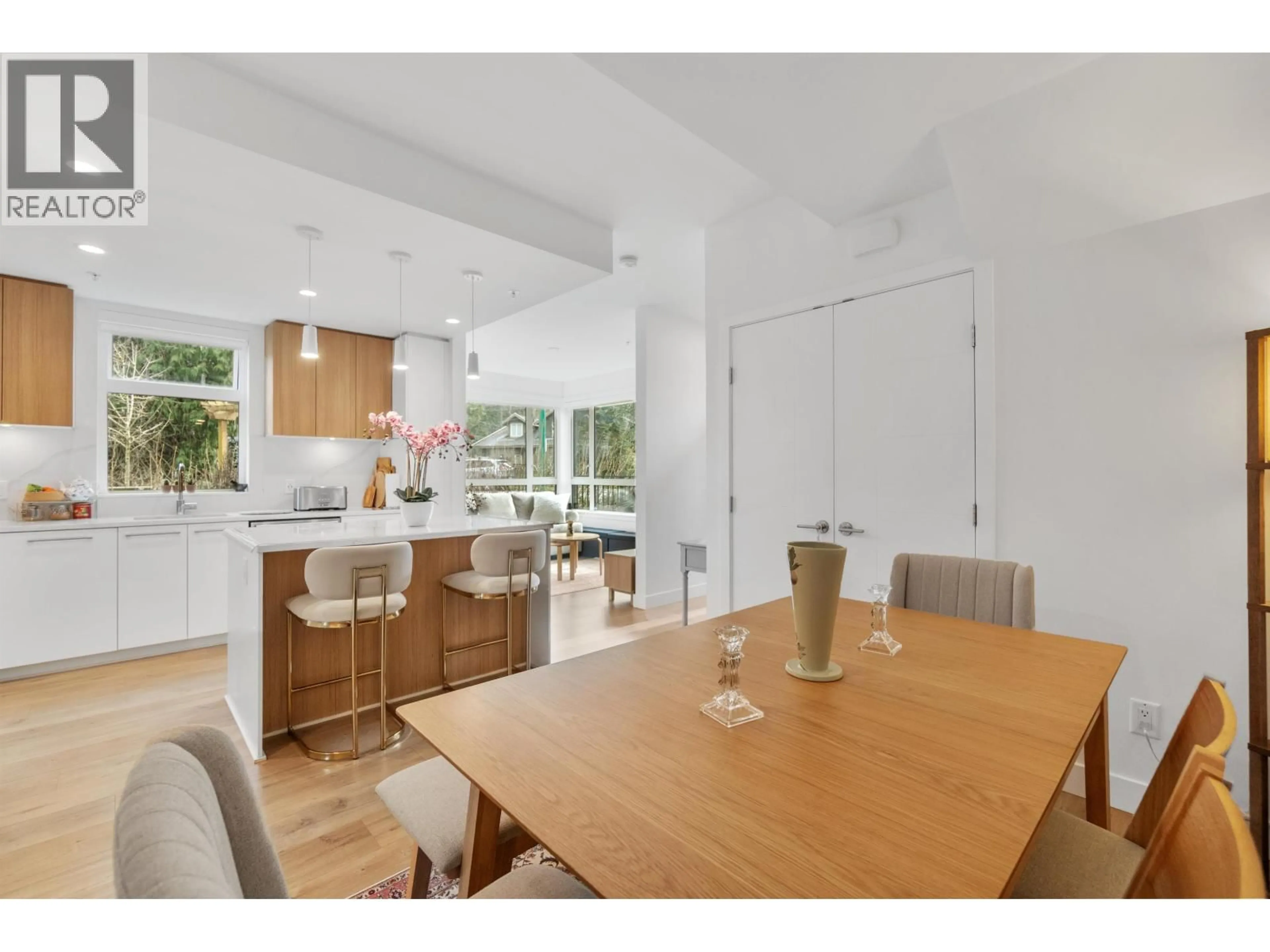 Open concept kitchen, unknown for 176 - 2035 GLENAIRE DRIVE, North Vancouver British Columbia V7P1Y2