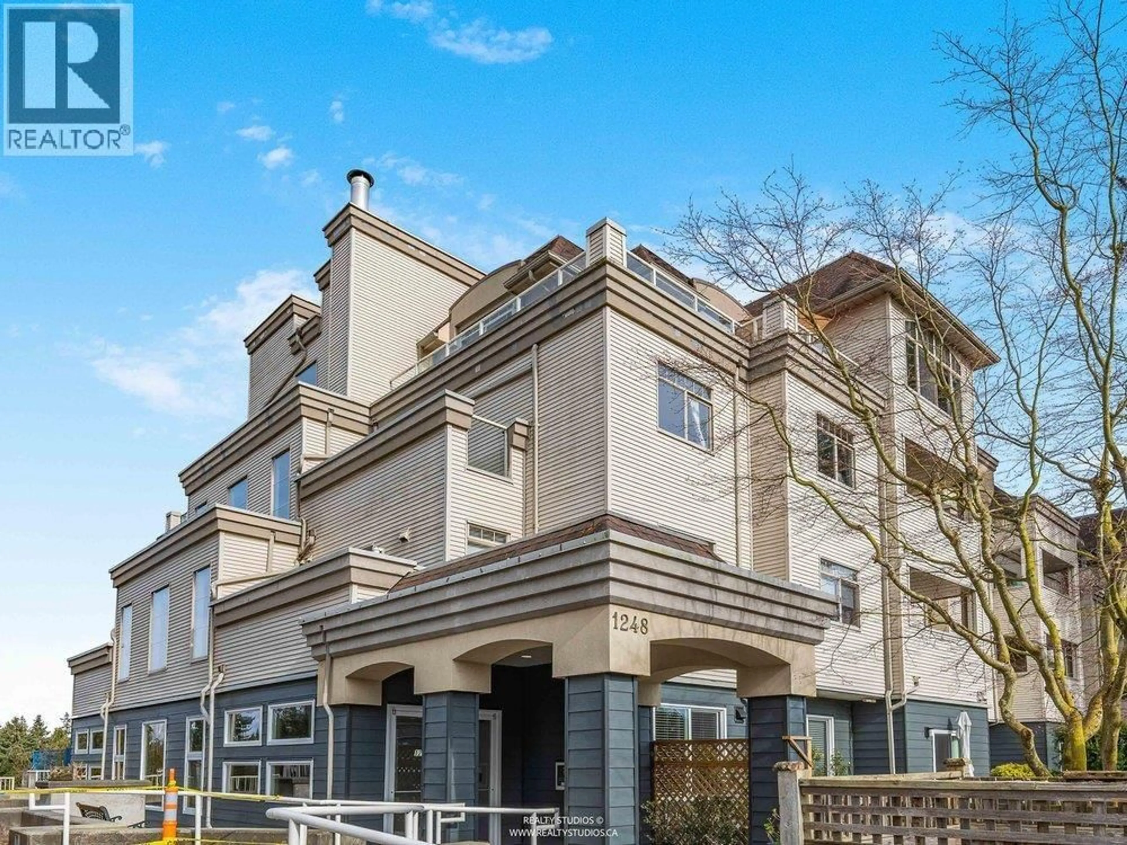 Unknown for B401 - 1248 HUNTER ROAD, Delta British Columbia V4L1Y8