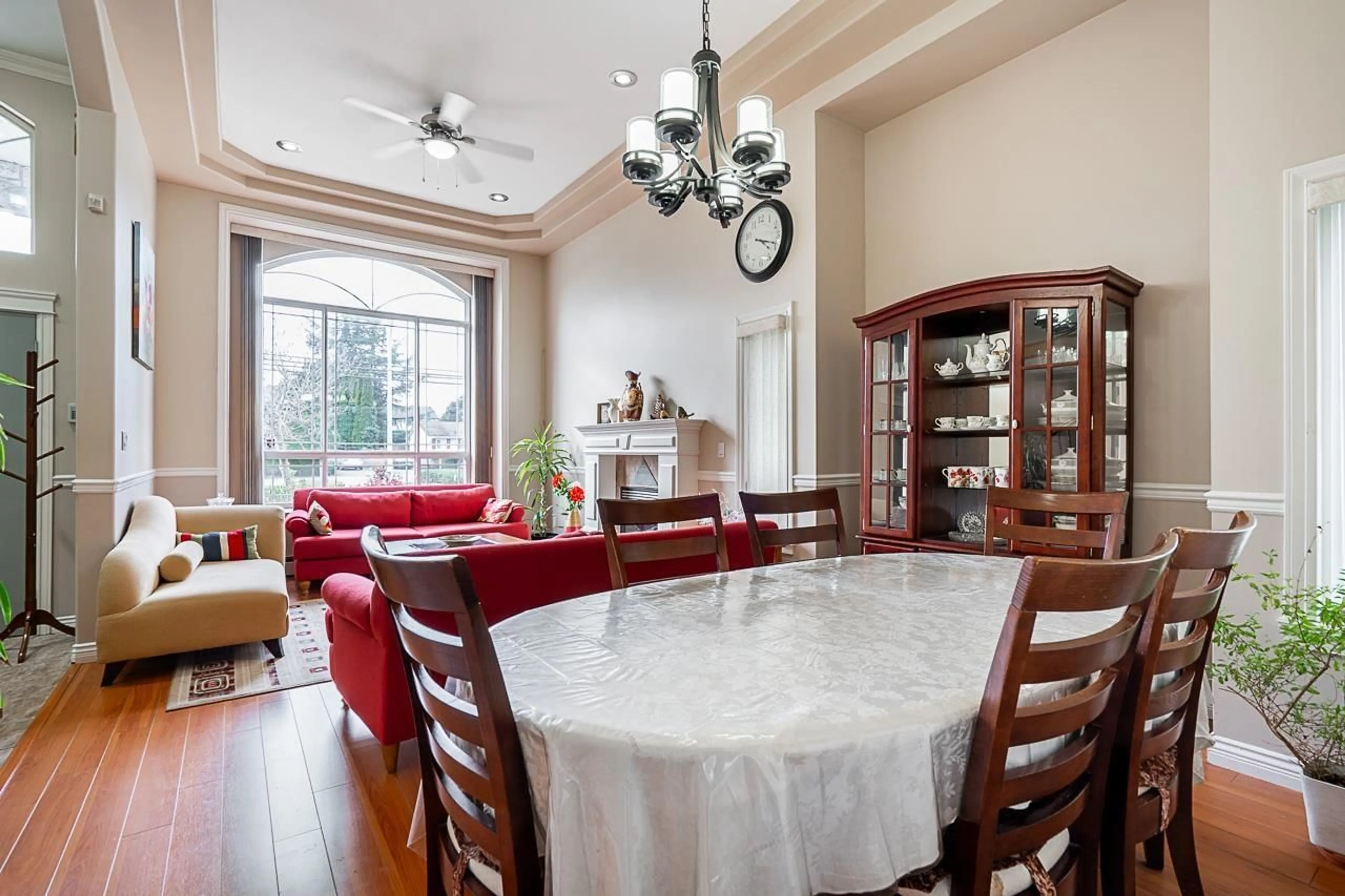 Dining room, unknown for 8358 144 STREET, Surrey British Columbia V3W5T5