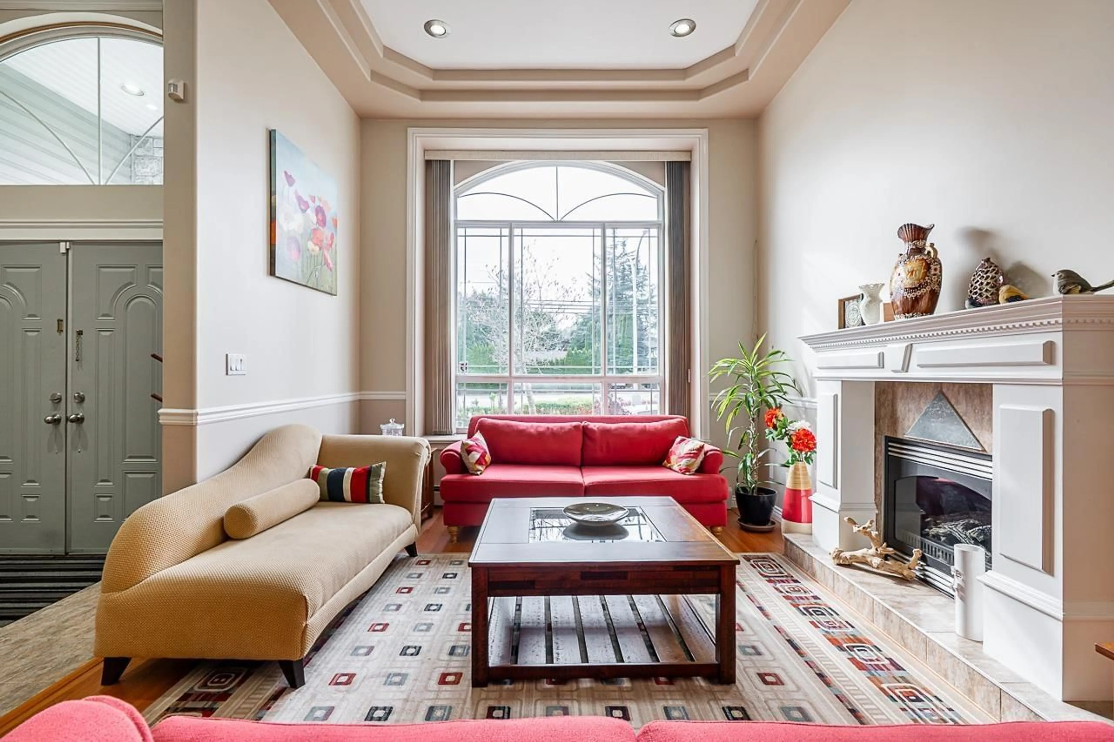 Living room with furniture, unknown for 8358 144 STREET, Surrey British Columbia V3W5T5