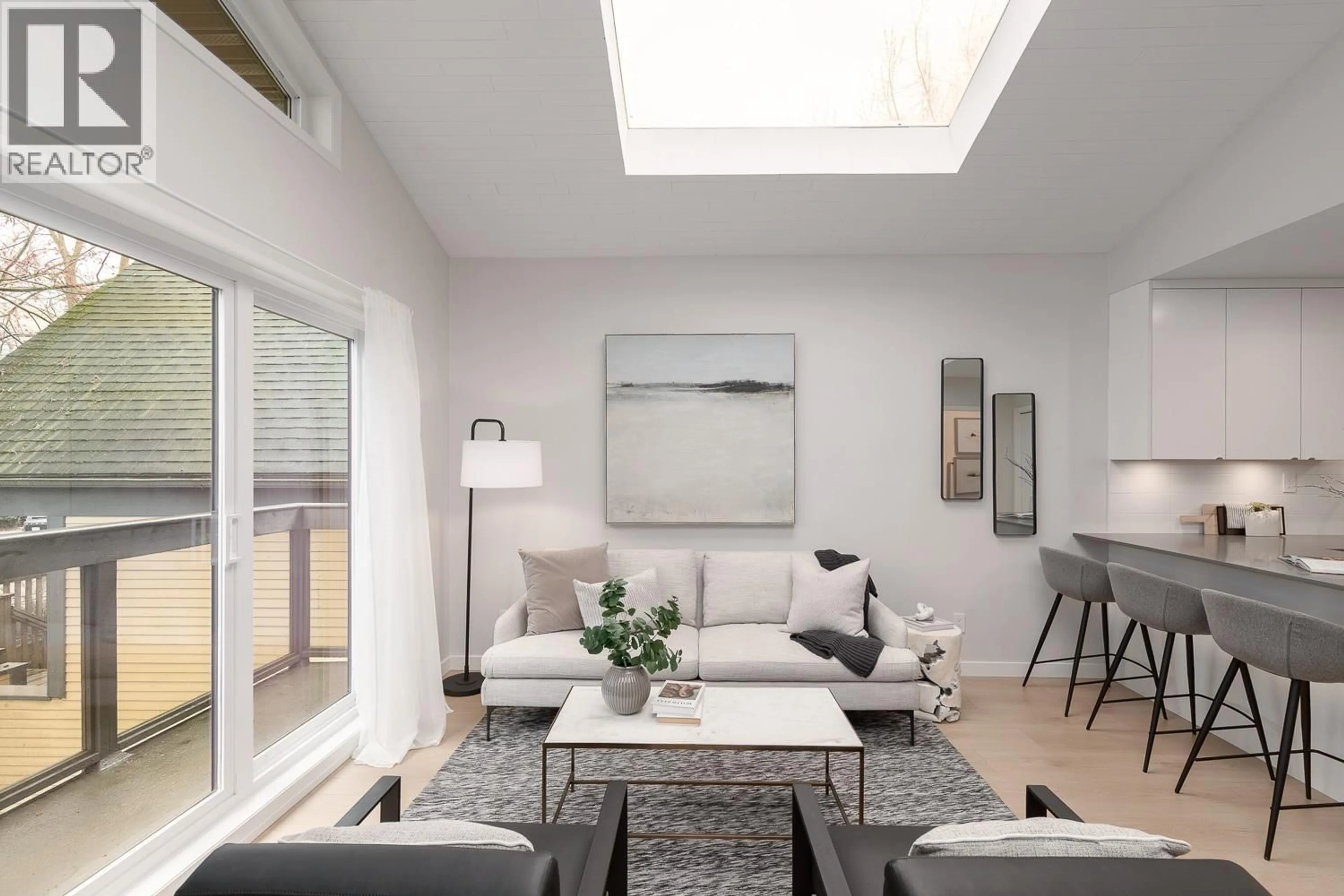 Living room with furniture, unknown for 721 PENDER STREET, Vancouver British Columbia V6A1V8