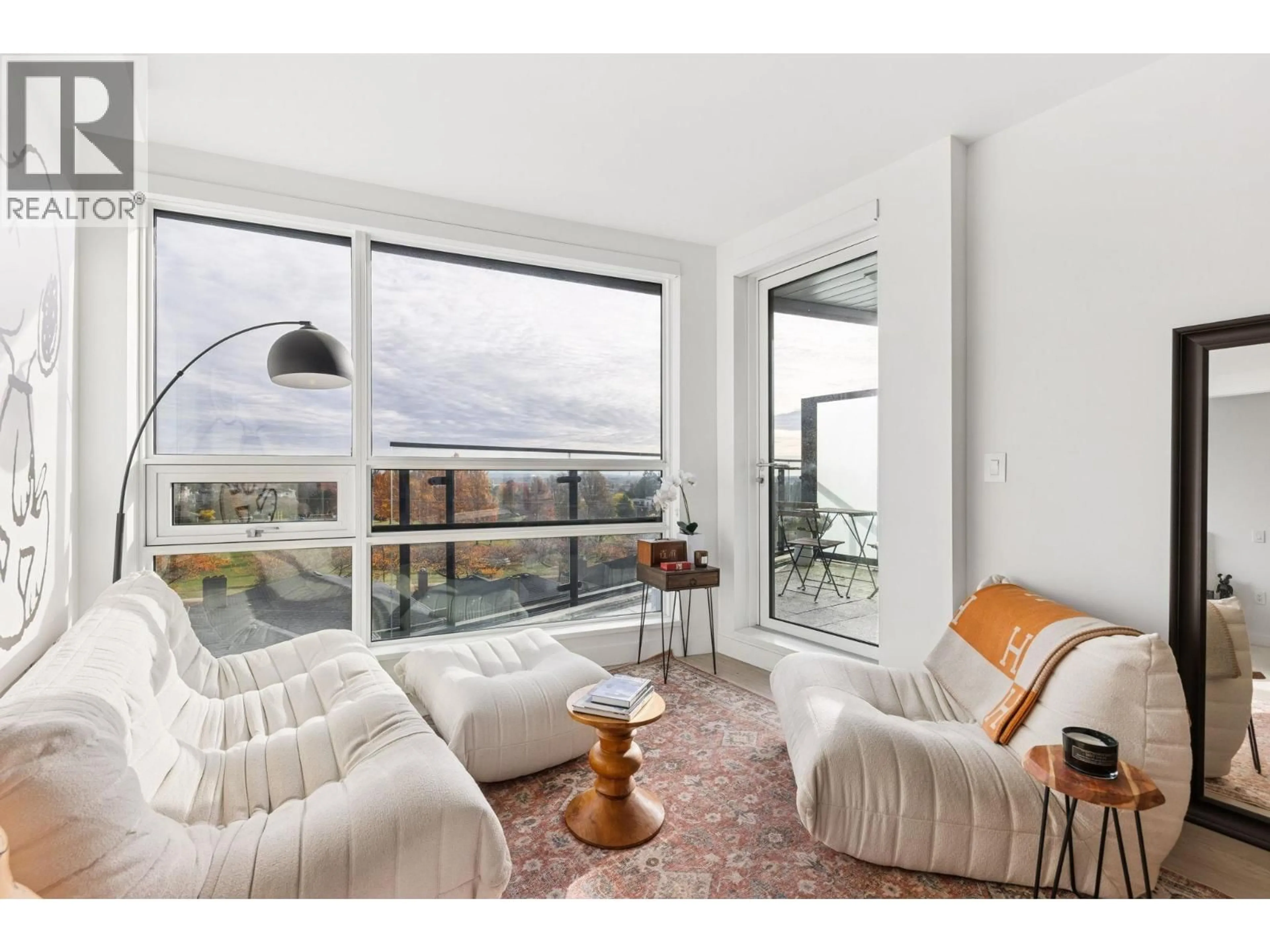 Living room with furniture, unknown for 408 - 7638 CAMBIE STREET, Vancouver British Columbia V6P3H7
