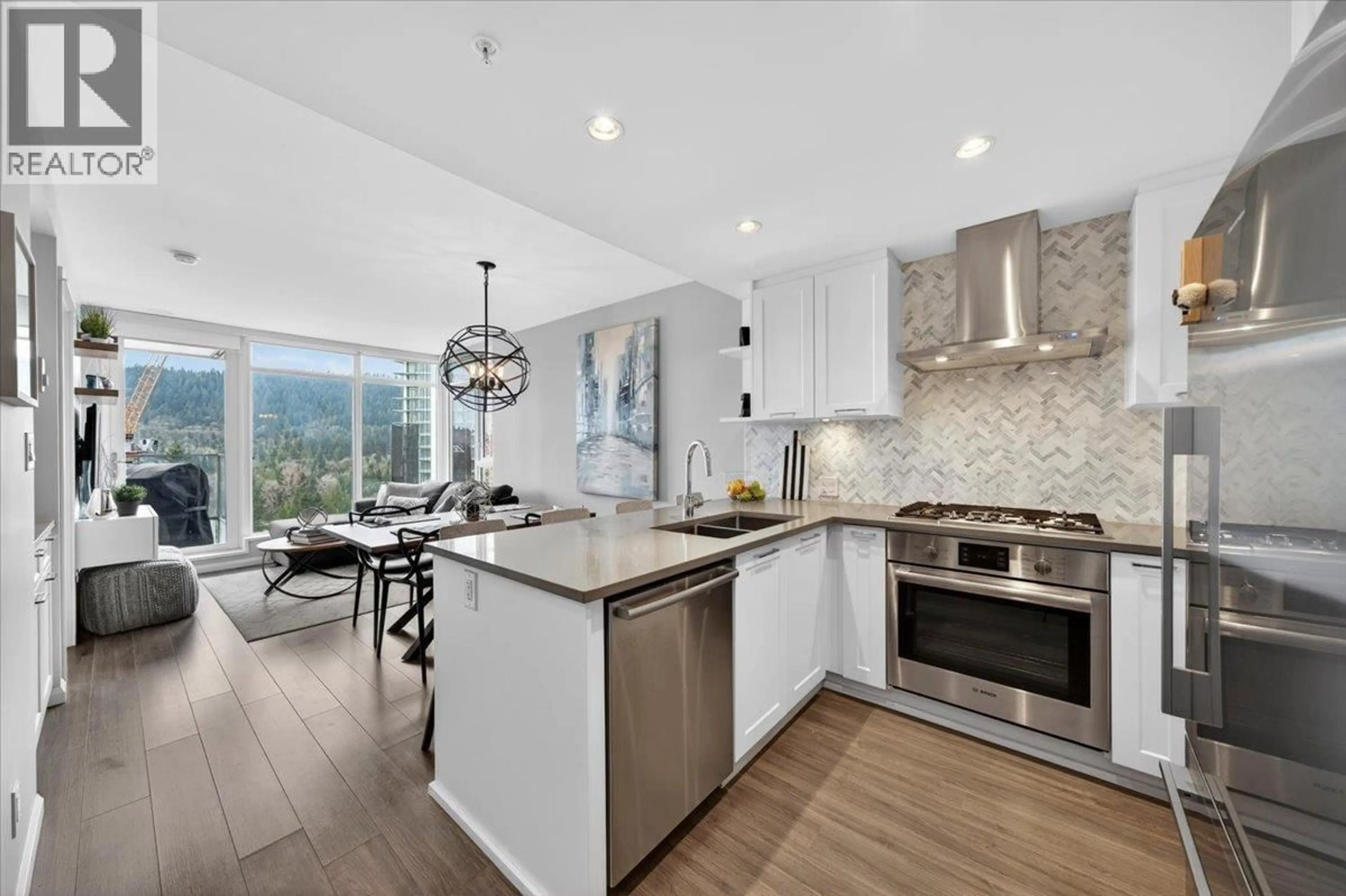 Open concept kitchen, ceramic/tile floor for 1003 - 520 COMO LAKE AVENUE, Coquitlam British Columbia V3J0E8