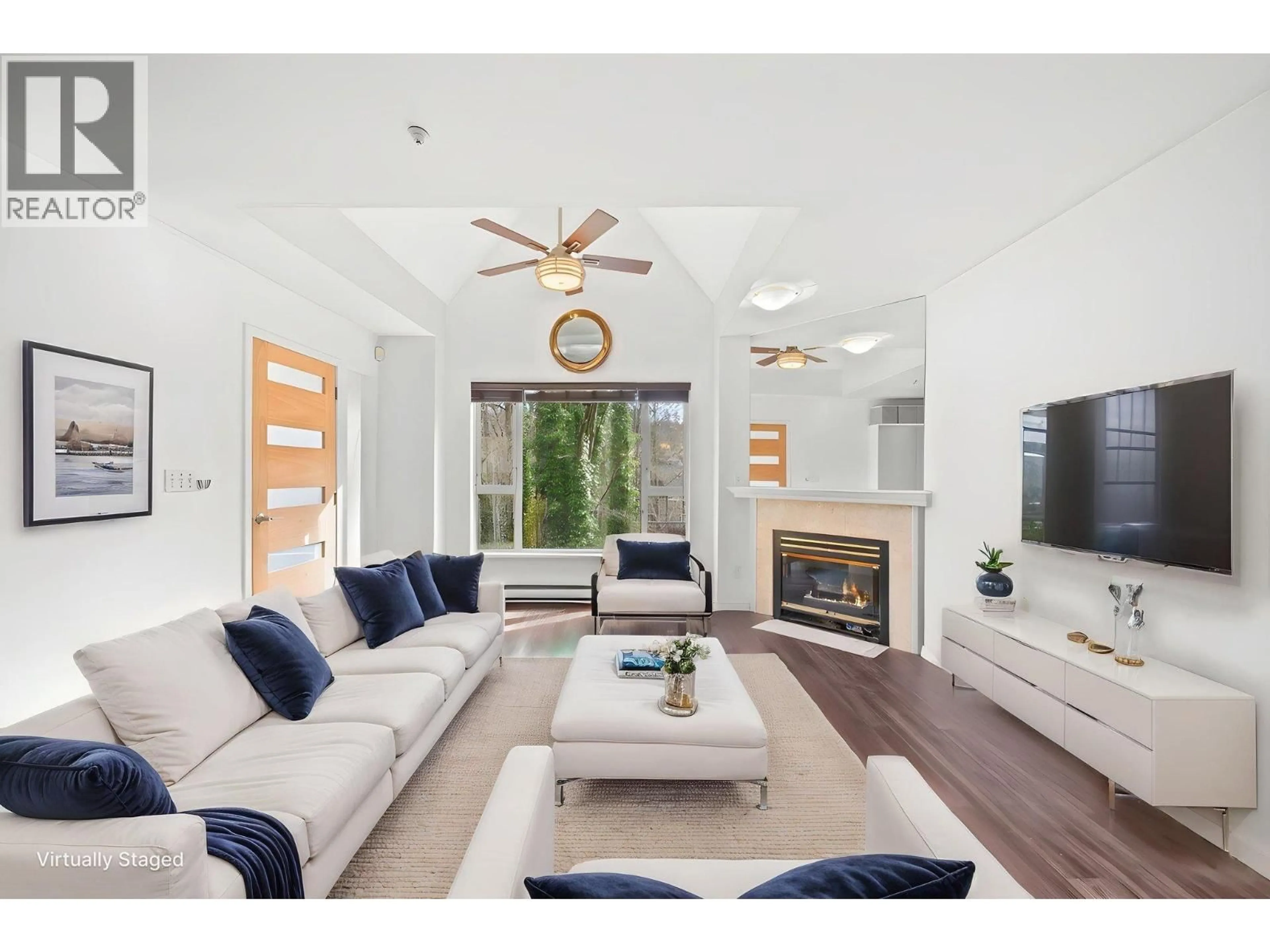 Living room with furniture, unknown for 304 - 1550 FELL AVENUE, North Vancouver British Columbia V7P3E7