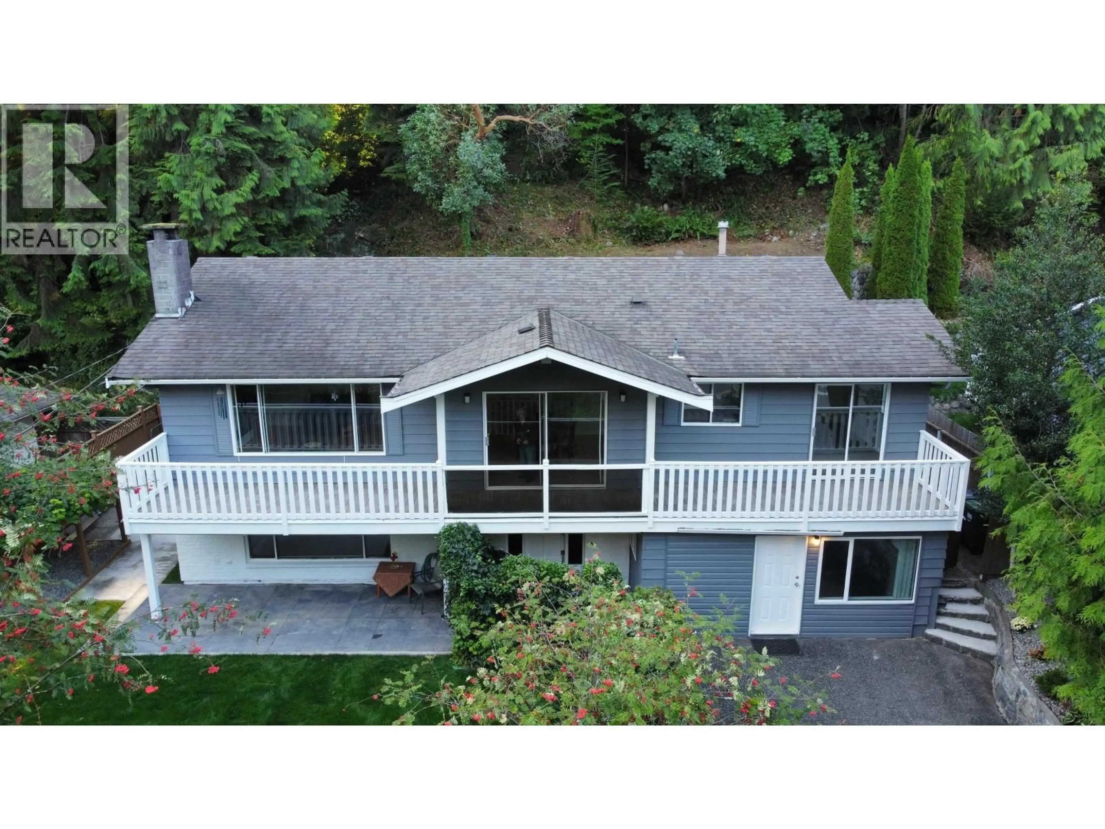 A pic from outside/outdoor area/front of a property/back of a property/a pic from drone, unknown for 1835 ARBORLYNN DRIVE, North Vancouver British Columbia V7J2V7