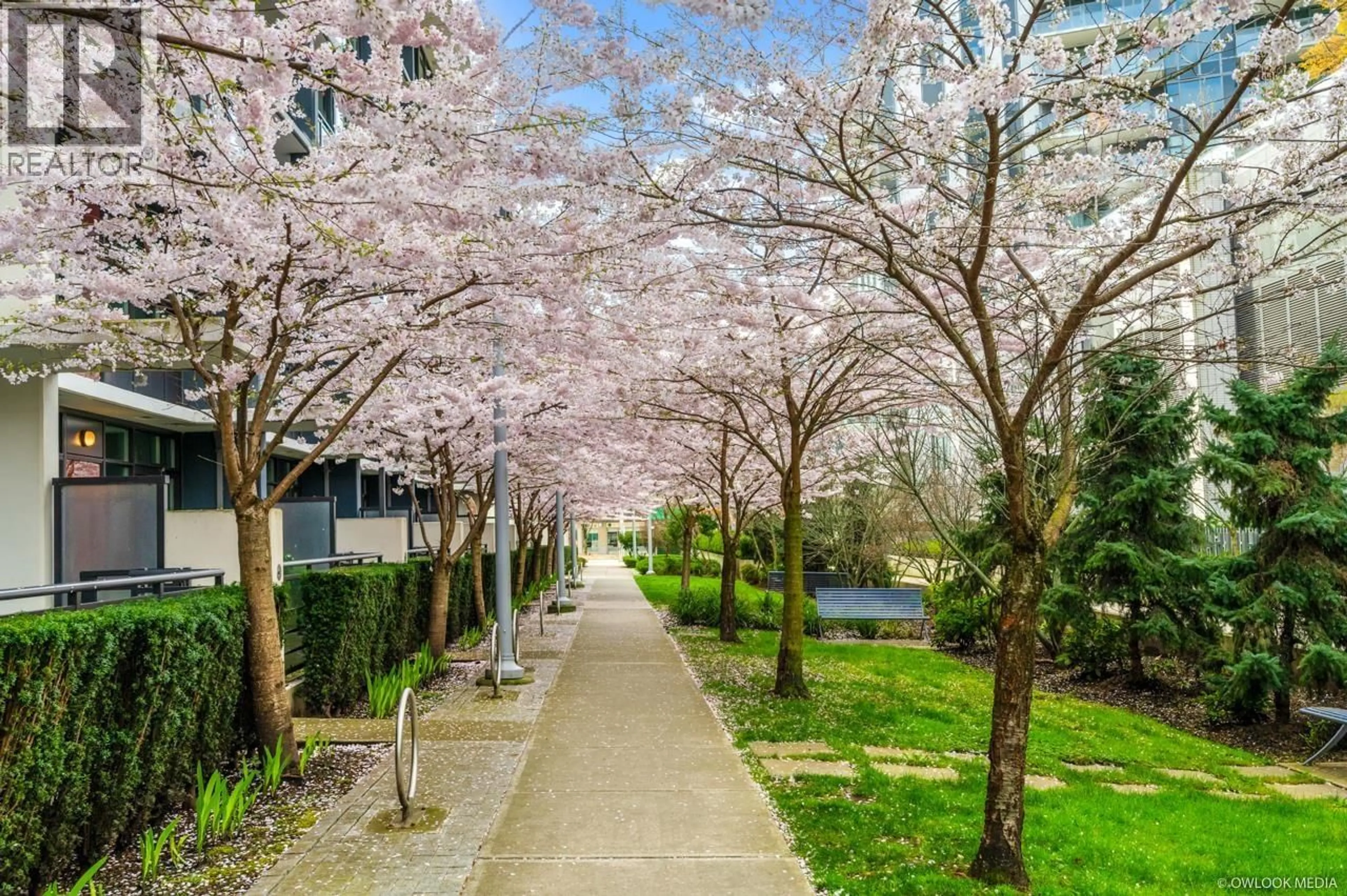 Patio, street for 42 - 8628 HAZELBRIDGE WAY, Richmond British Columbia V6X0R5