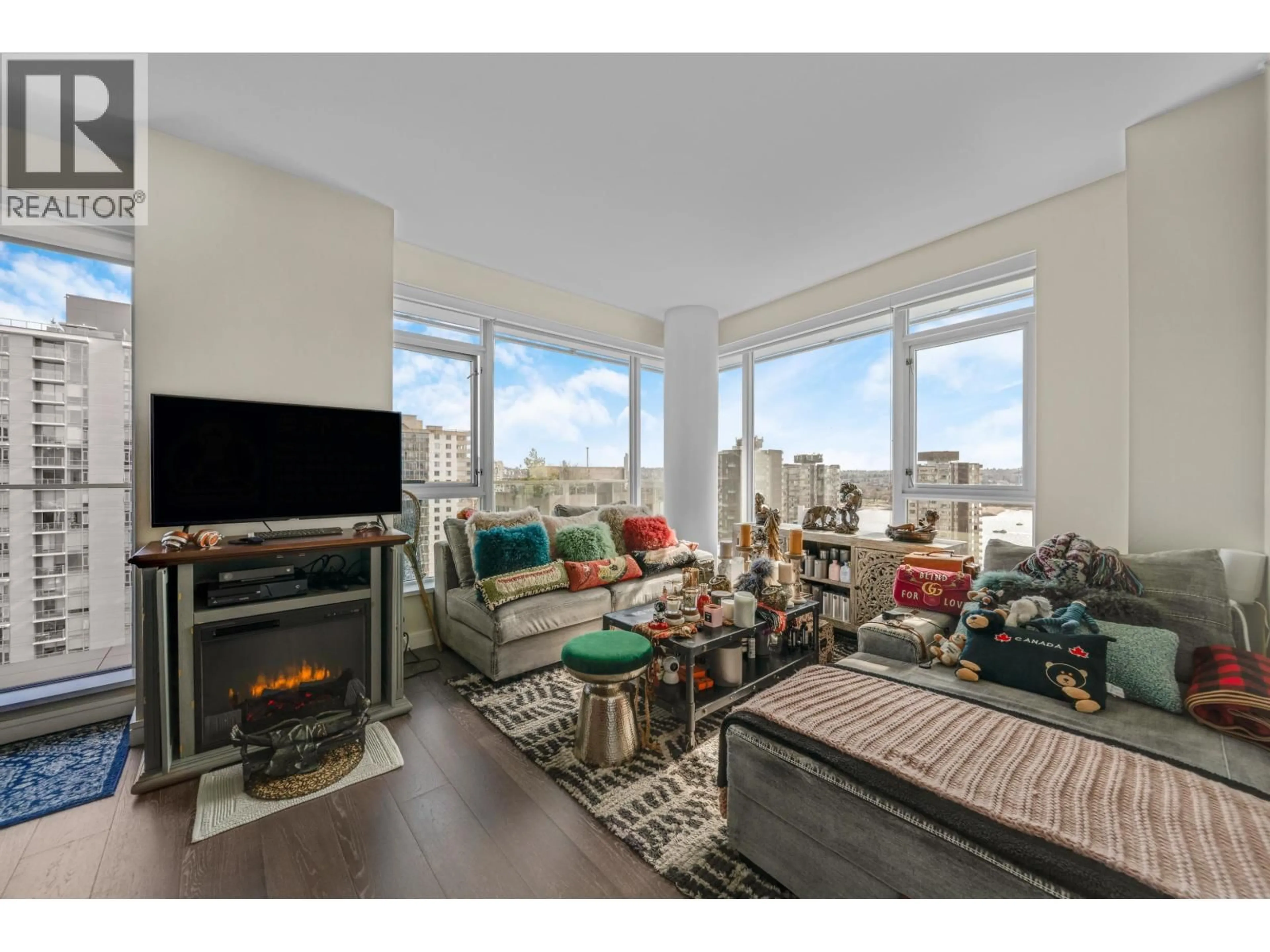 Living room with furniture, unknown for 1804 - 1221 BIDWELL STREET, Vancouver British Columbia V6G0B1