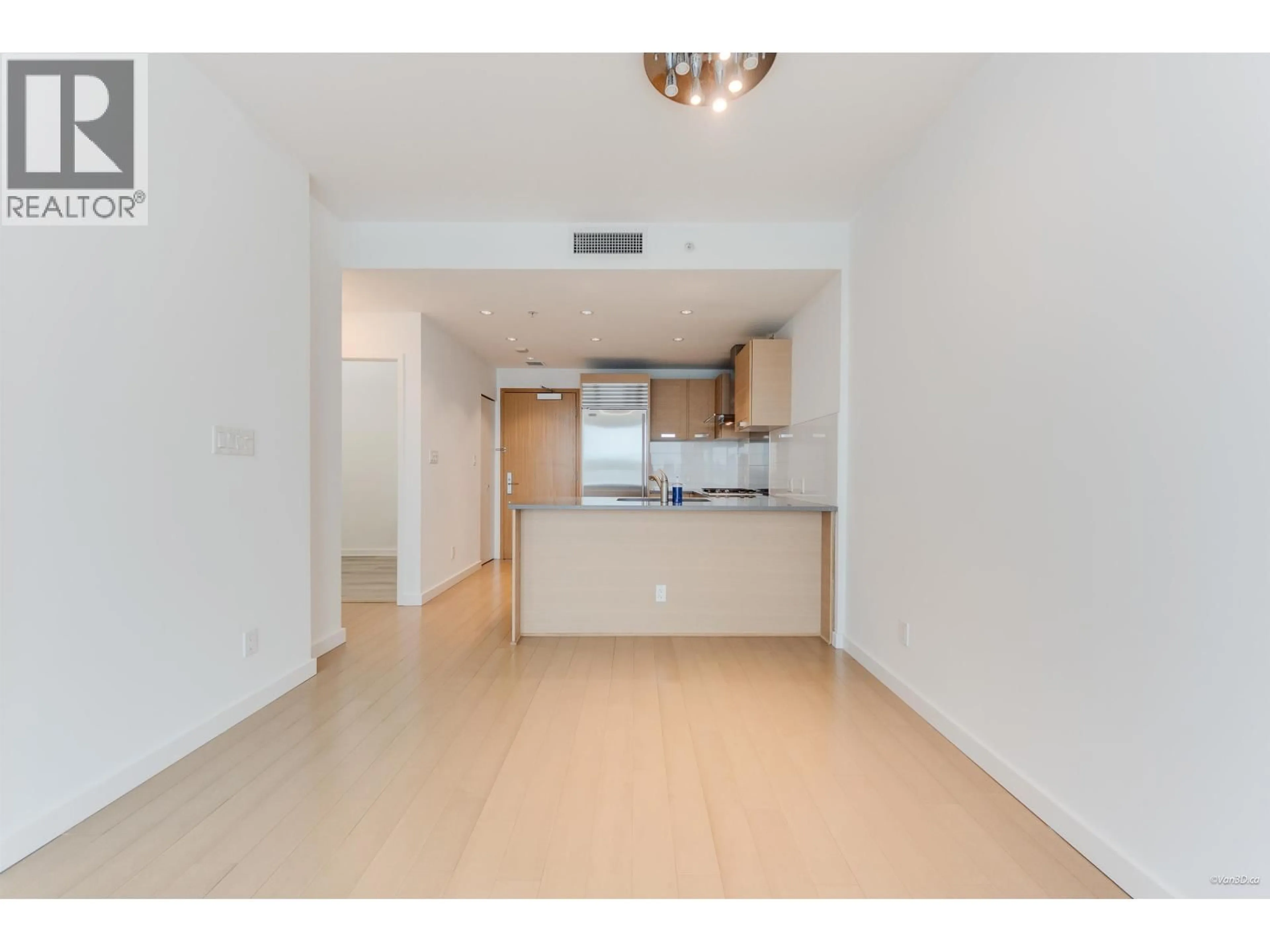 Standard kitchen, unknown for 823 - 8080 CAMBIE ROAD, Richmond British Columbia V6X0C1