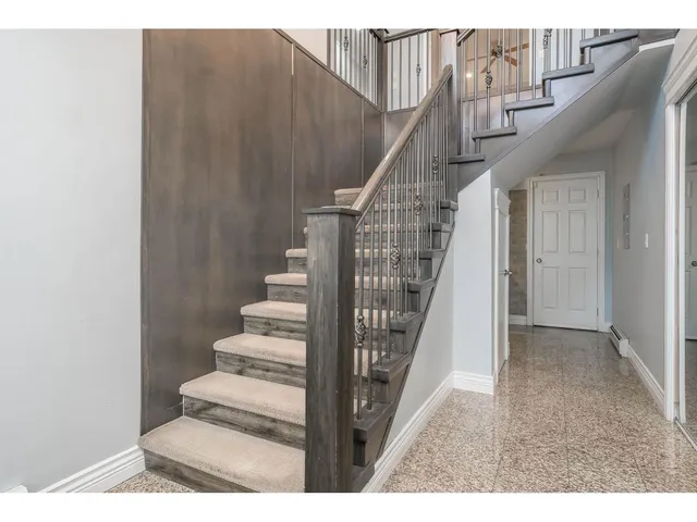 15688 88 AVENUE, Surrey 4